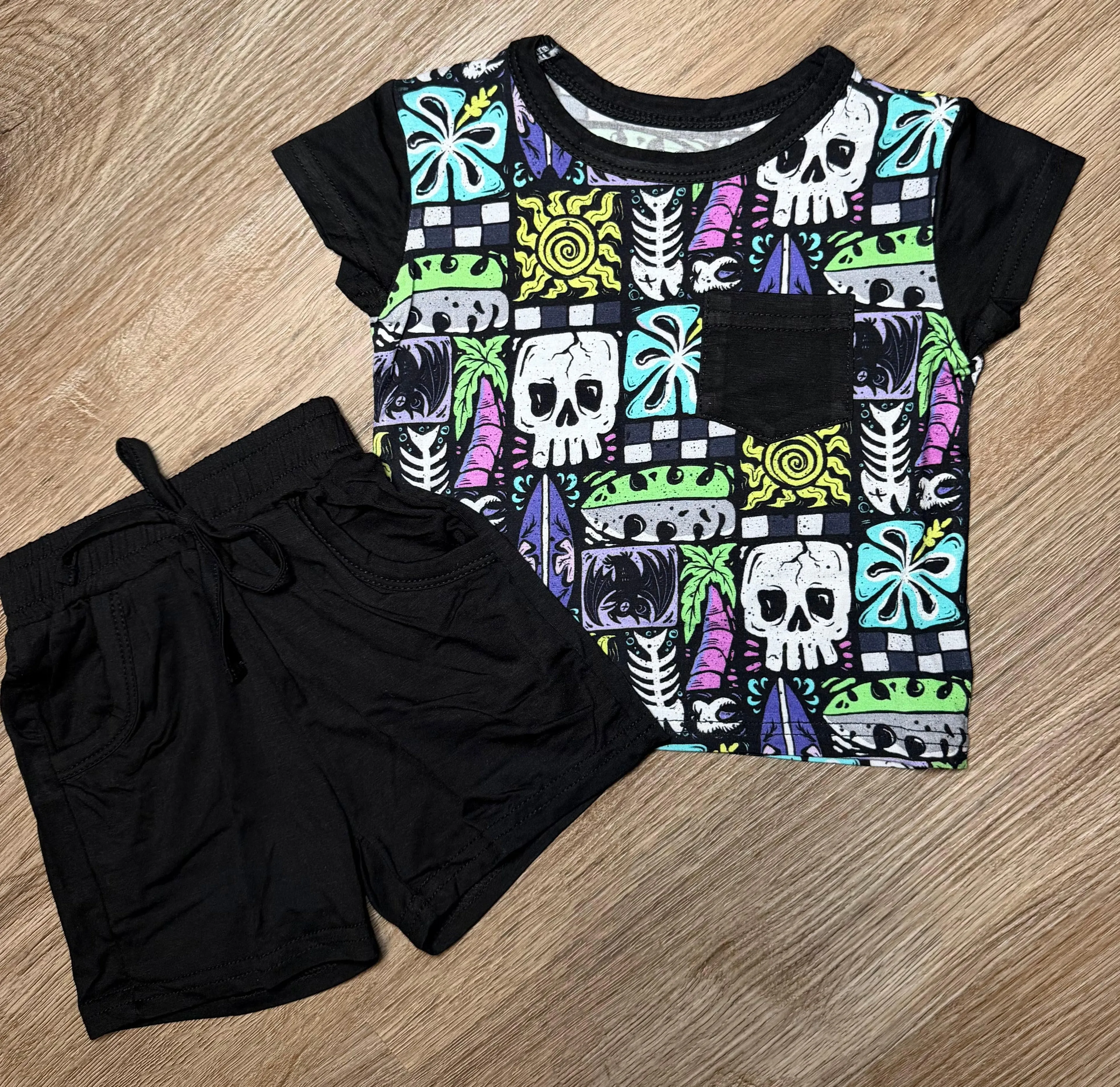 Spooky Tiki - Pocket Tee & Shorts Set