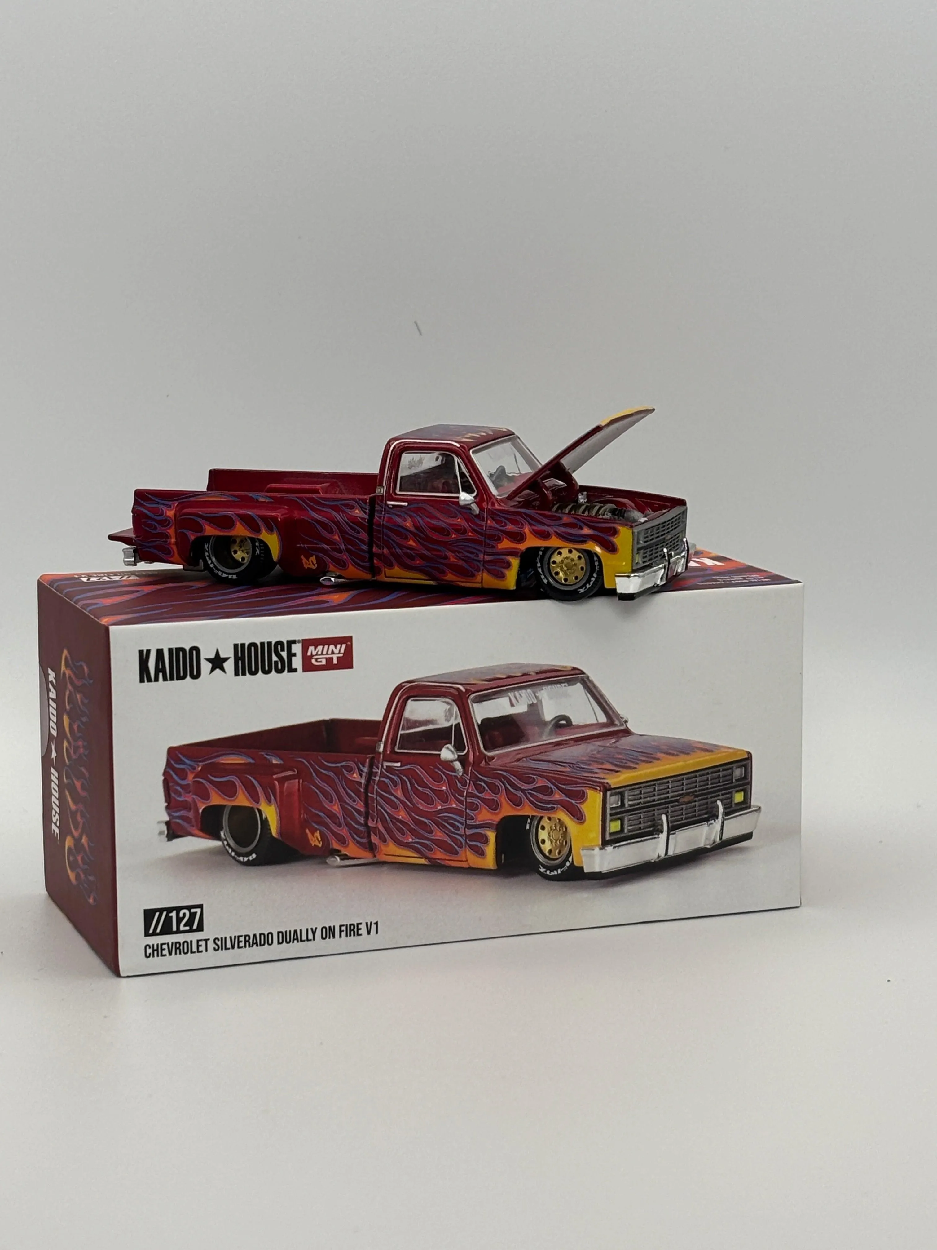 Kaido House Chevrolet Silverado Dually On Fire V1 KHMG127 Open