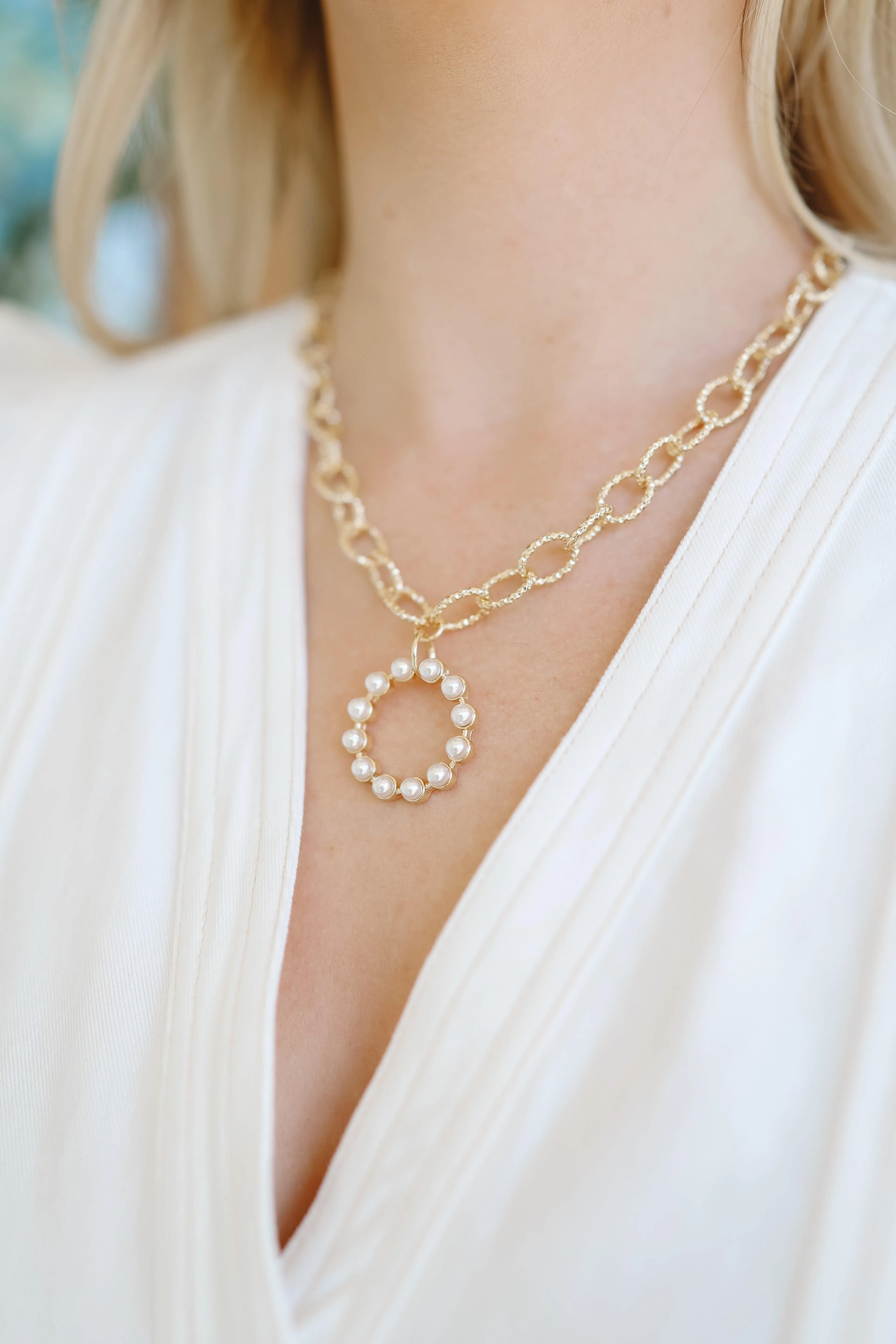 Kacey Pearl Round Pendant Necklace - Gold