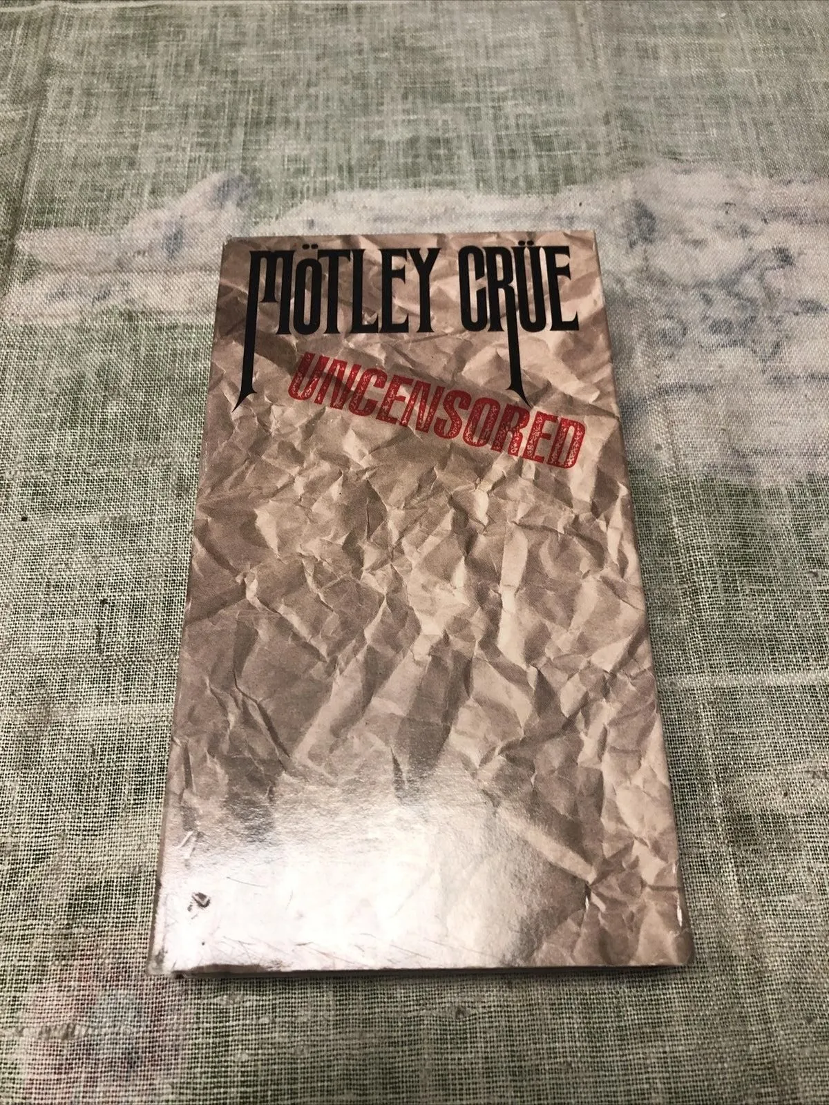 Motley Crue - Uncensored (VHS, 1986)