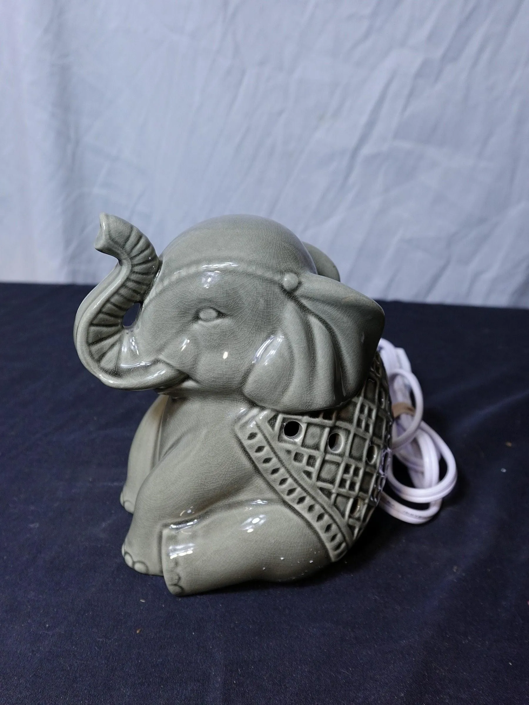 Ceramic Elephant Oil Warmer