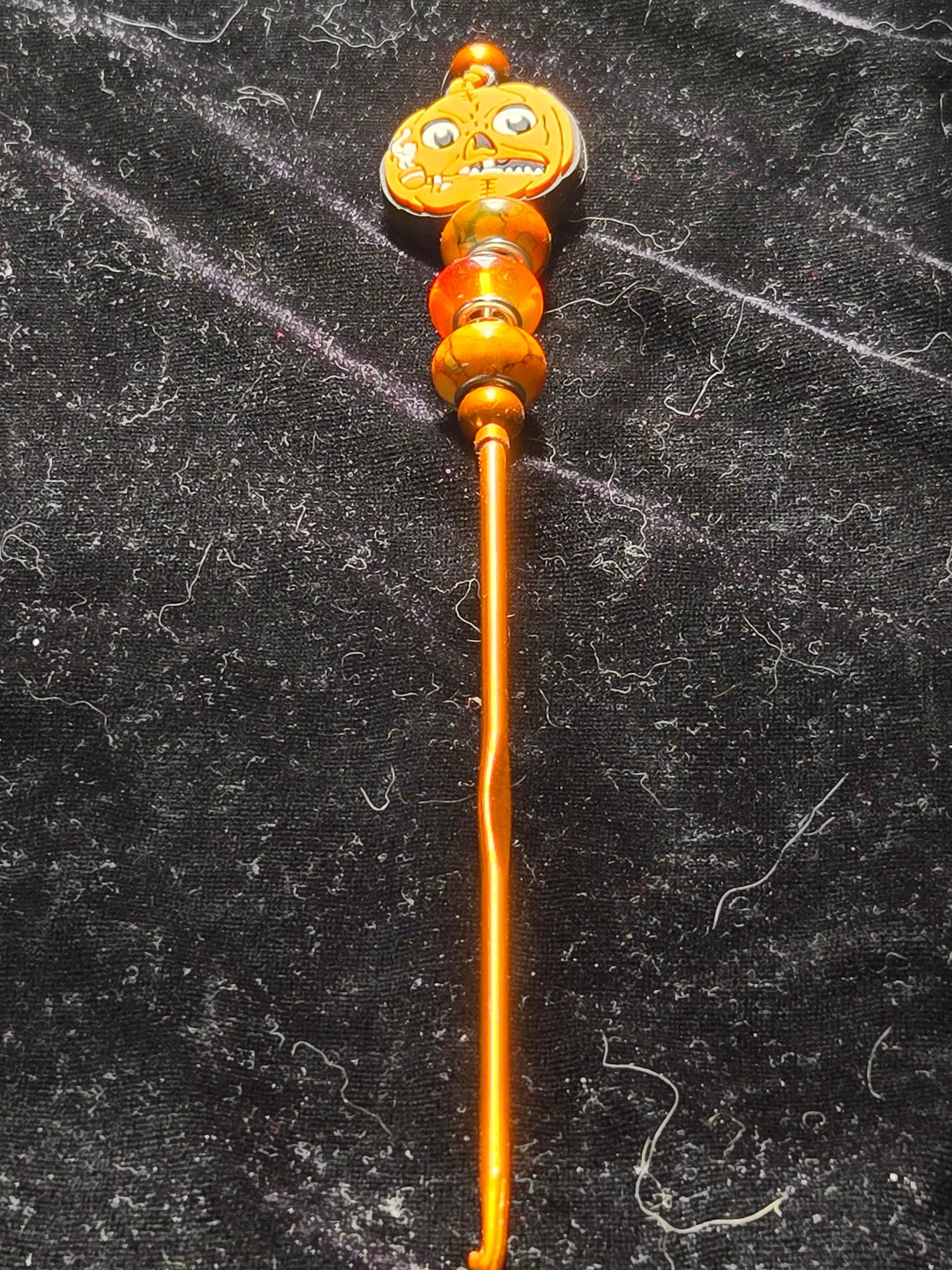 Orange Beaded Crochet Hook 3mm With Pumpkin Charm