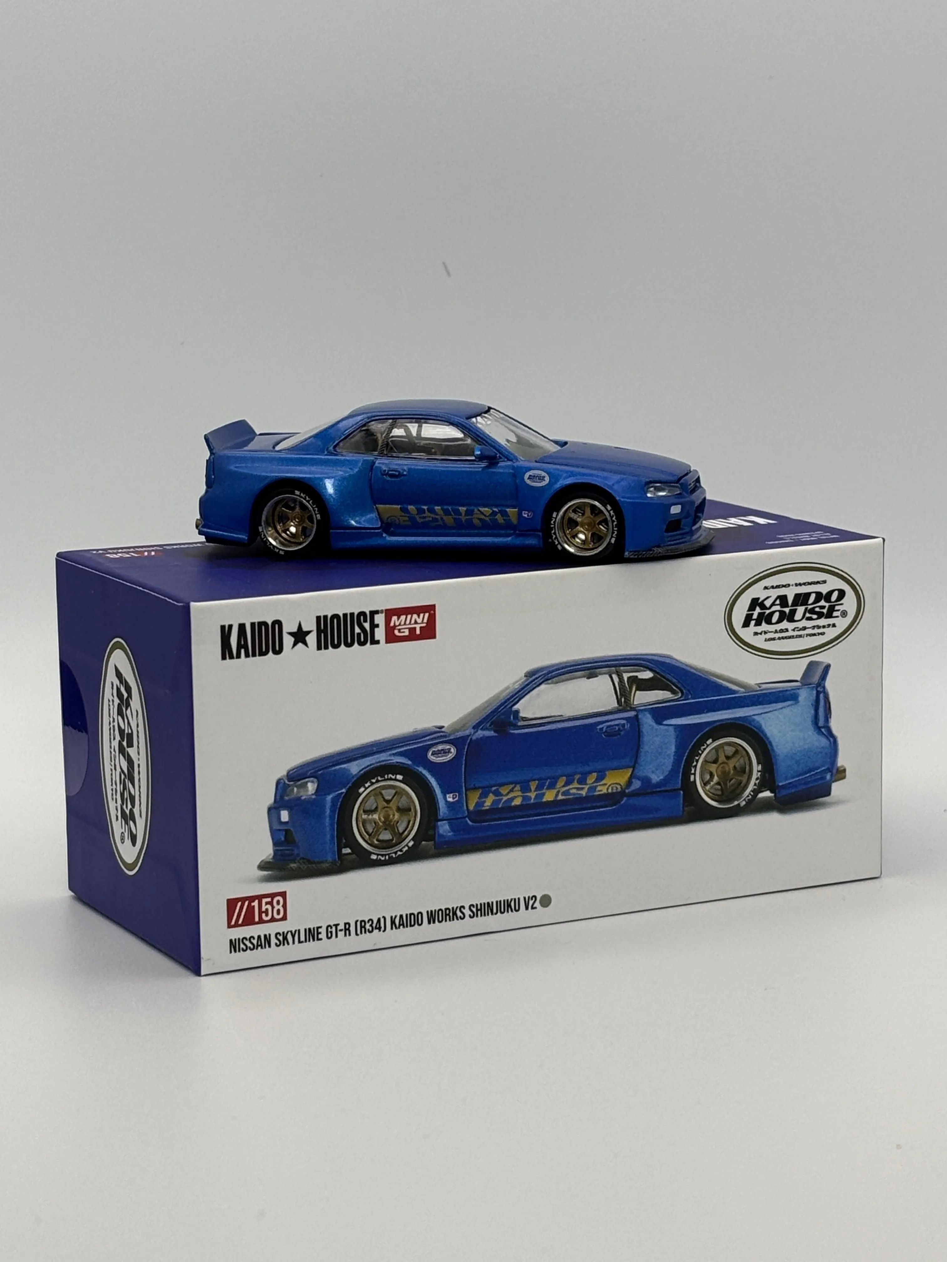 Kaido House Nissan Skyline GT-R (R34) Kaido Works Shinjuku V2 KHMG158 Open