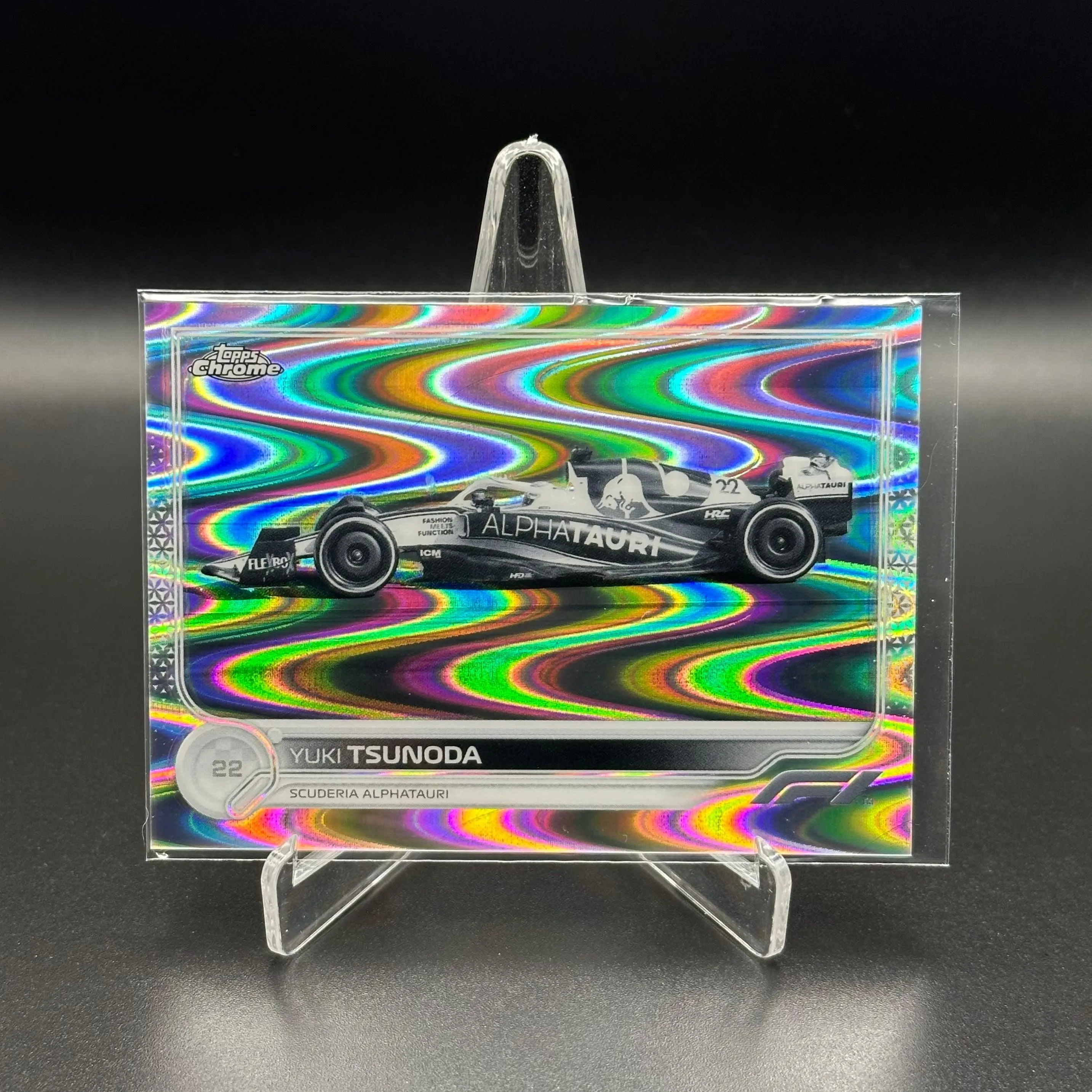 2022 Topps Chrome Formula 1 YUKI TSUNODA #122 Cars Black and White RayWave Refractor