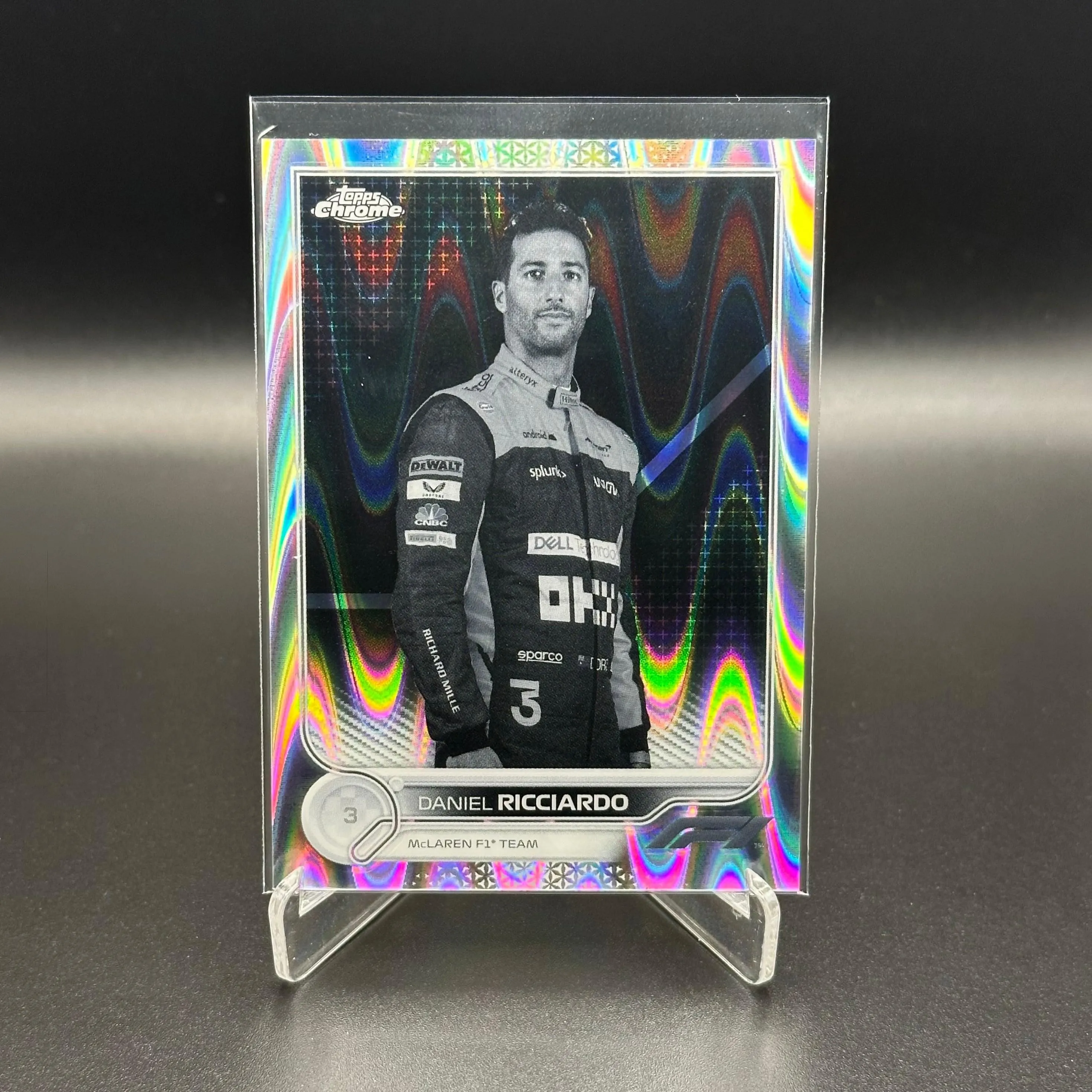 2022 Topps Chrome Formula 1 DANIEL RICCIARDO #37 Racers Black & White RayWave Refractor