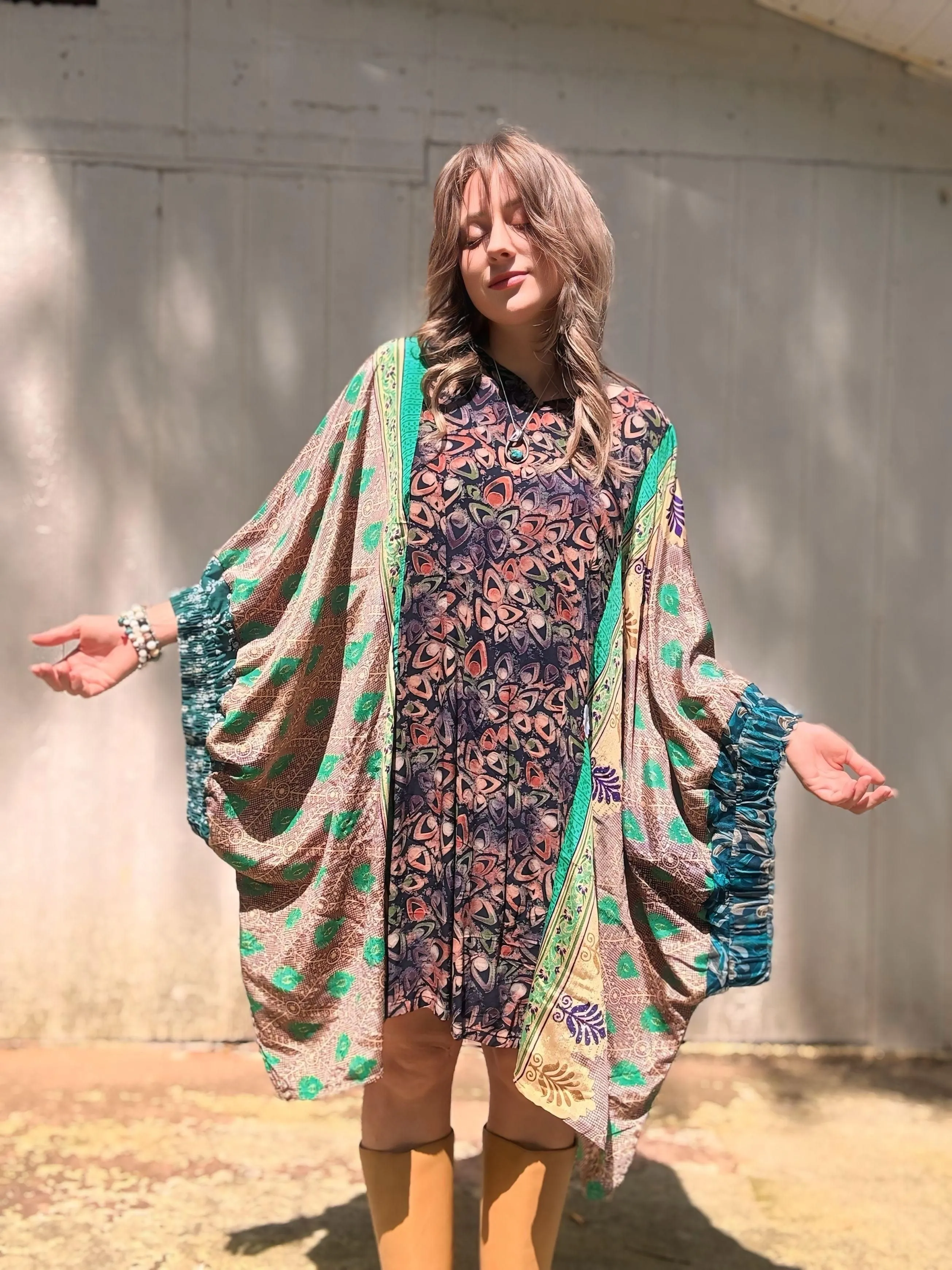 Peacock Moon Scrunch Sleeve Dress -Free Size