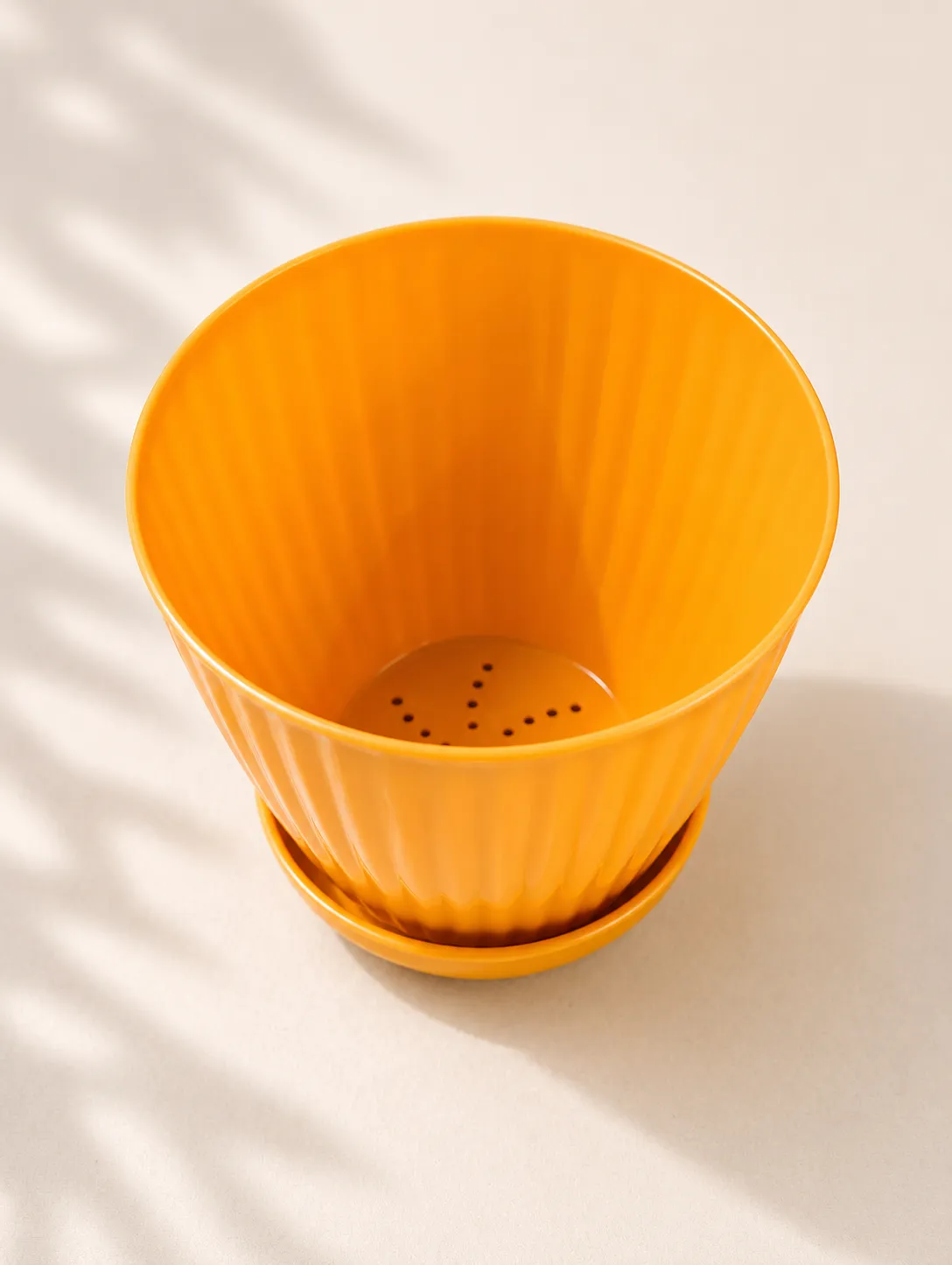 6" Ribbed Plastic Plant Pot with Drainage Saucer - Tangerine Orange