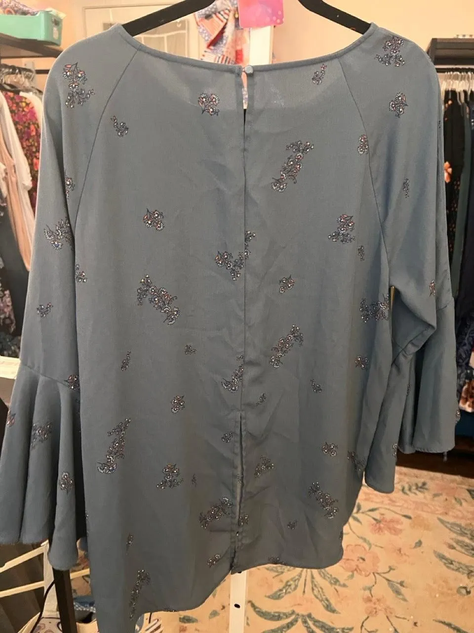 19. XL Lauren Conrad Cornflower Blue Dramatic Sleeve Top