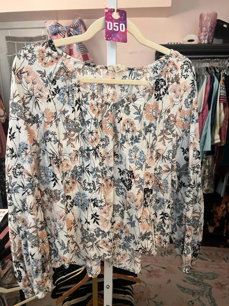 50. XL Anna White Floral Blue Boho Top