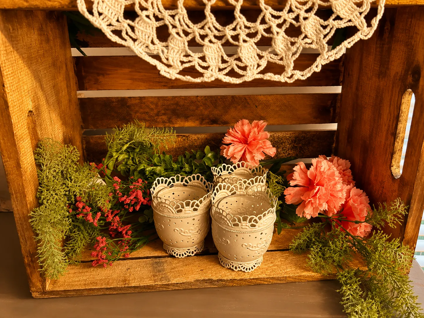 Vintage Lace Cottage Candle Holders Set