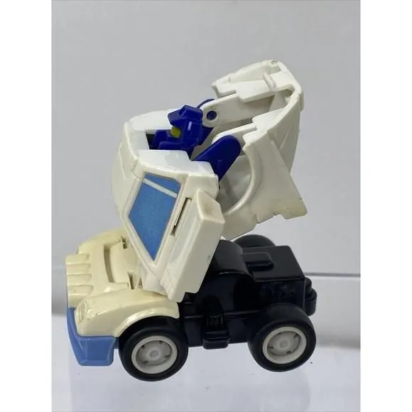 Listing Image Blurred Background