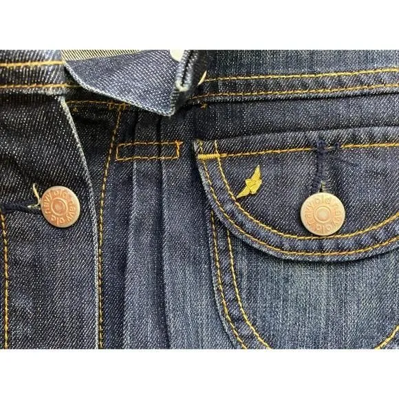 Listing Image Blurred Background