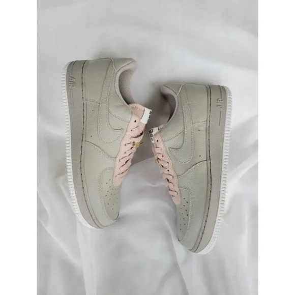 Product image for A66 SIZE 9.5 MEN'S NIKE AIR FORCE 1 LOW iD GREY / PINK DJ7015 991