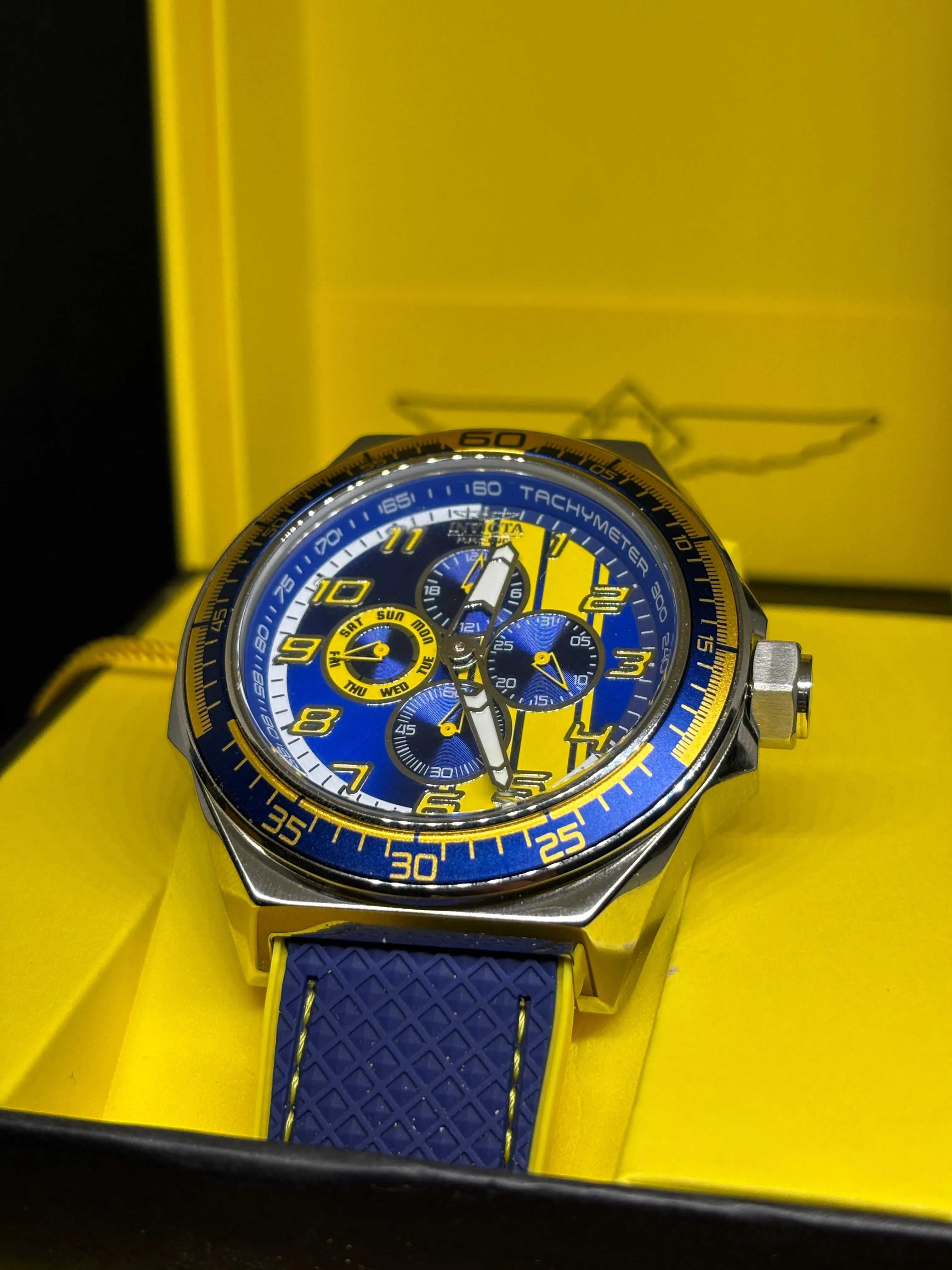 NEW Invicta Racing Stryketach - 50mm