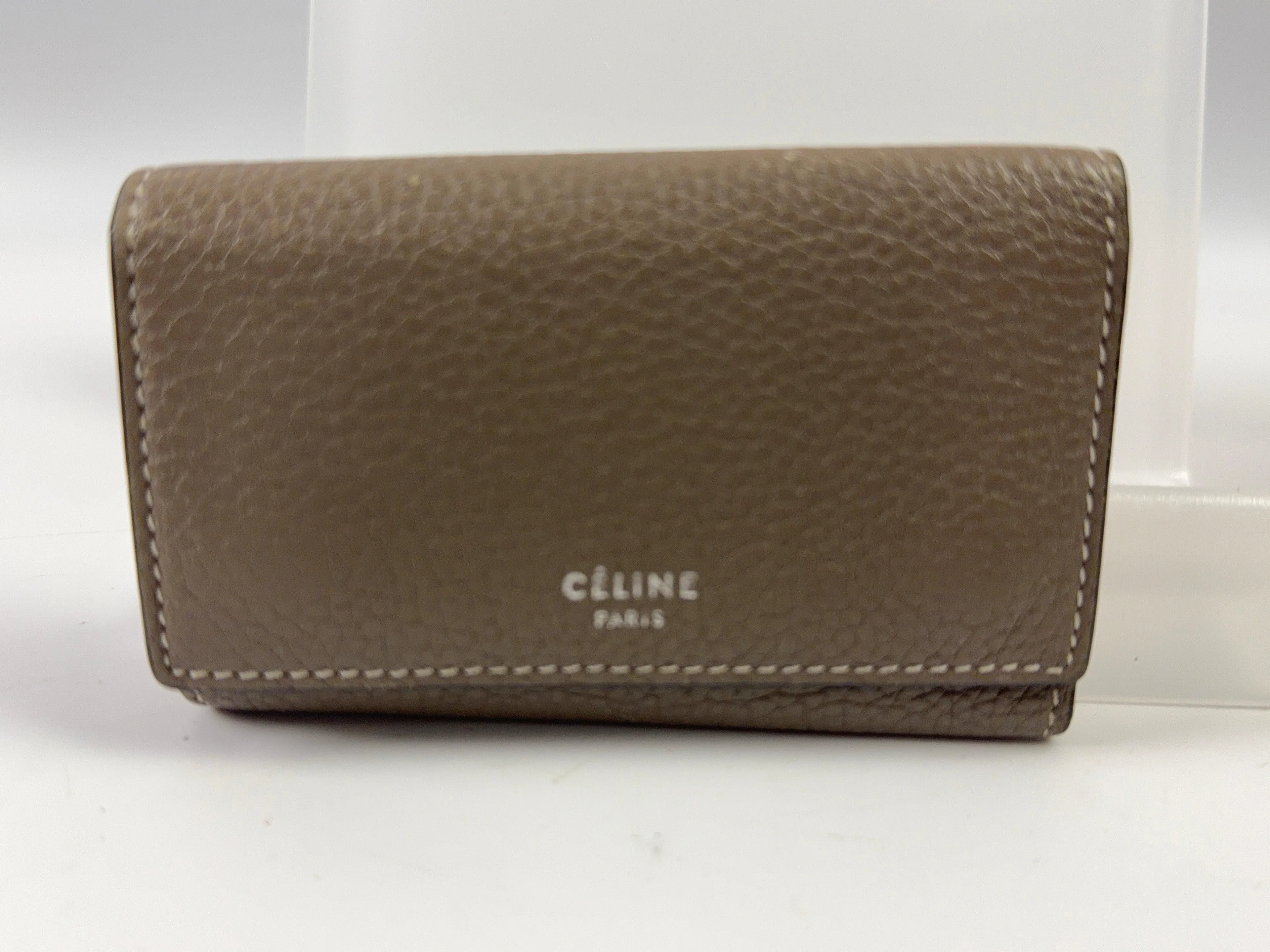 Celine Keyholder Gray