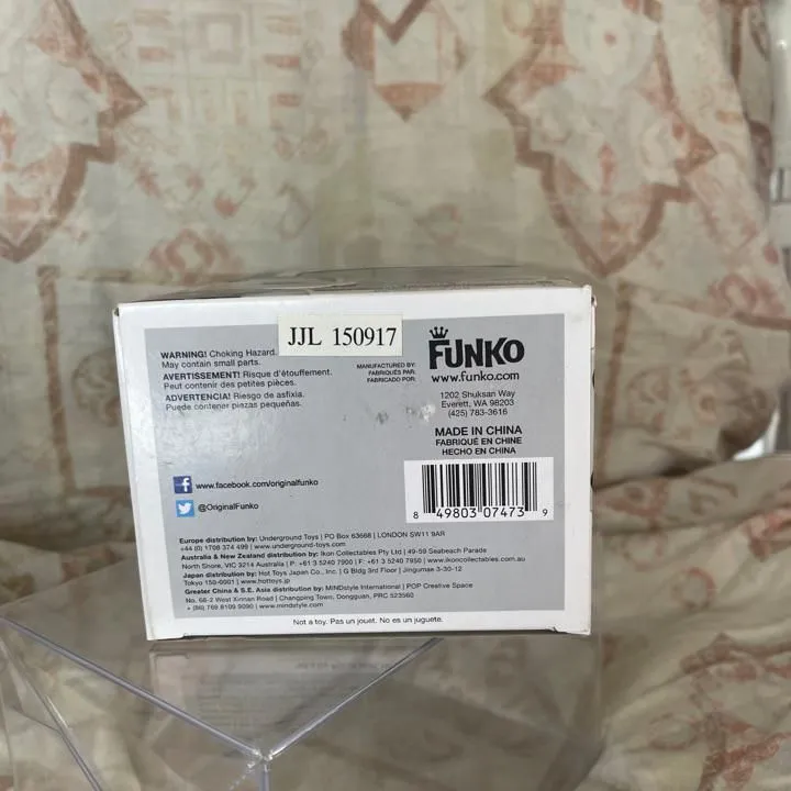 Listing Image Blurred Background