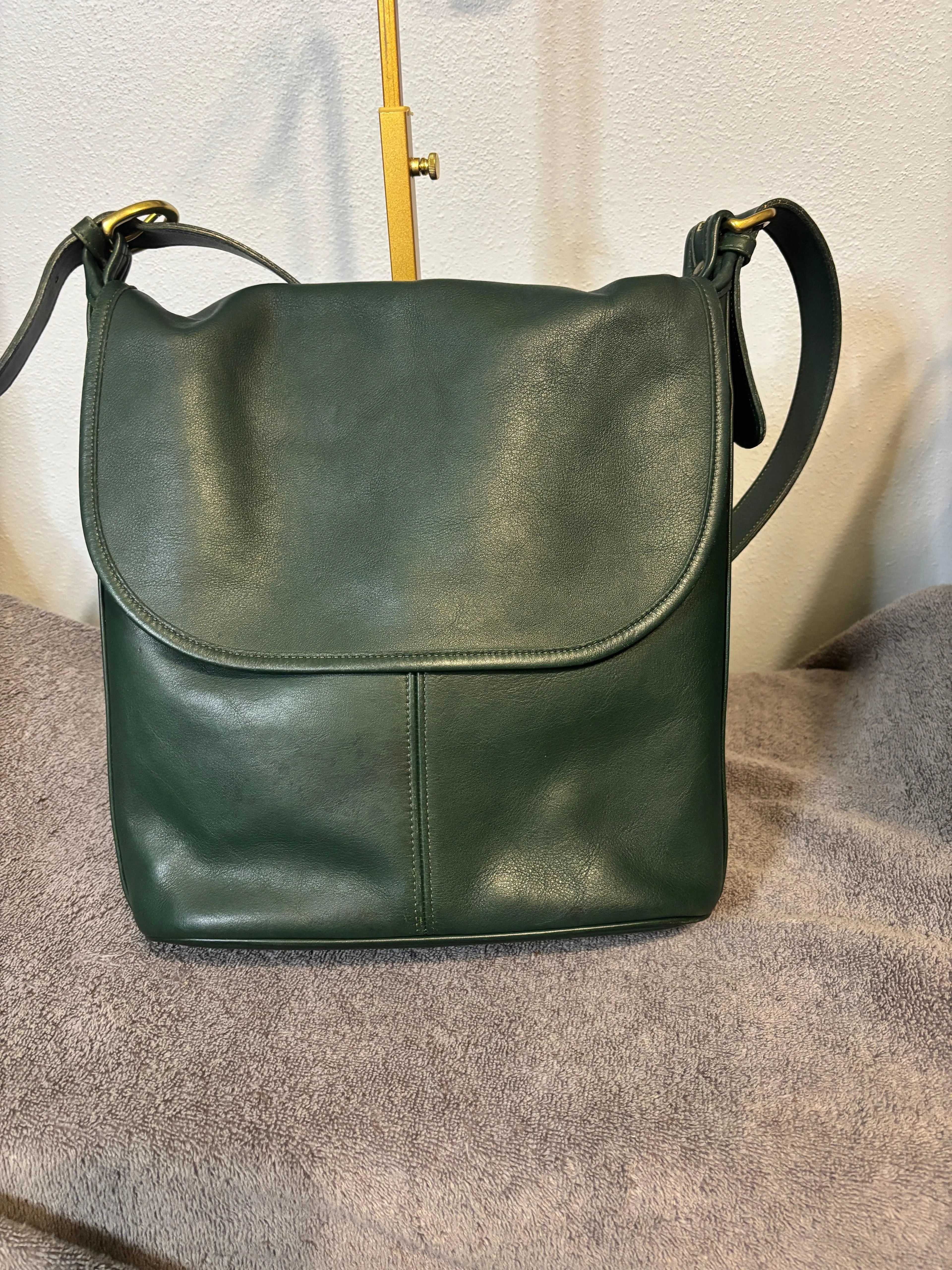 Vintage Coach Whitney 4115 Bottle Green Leather Crossbody USA Made