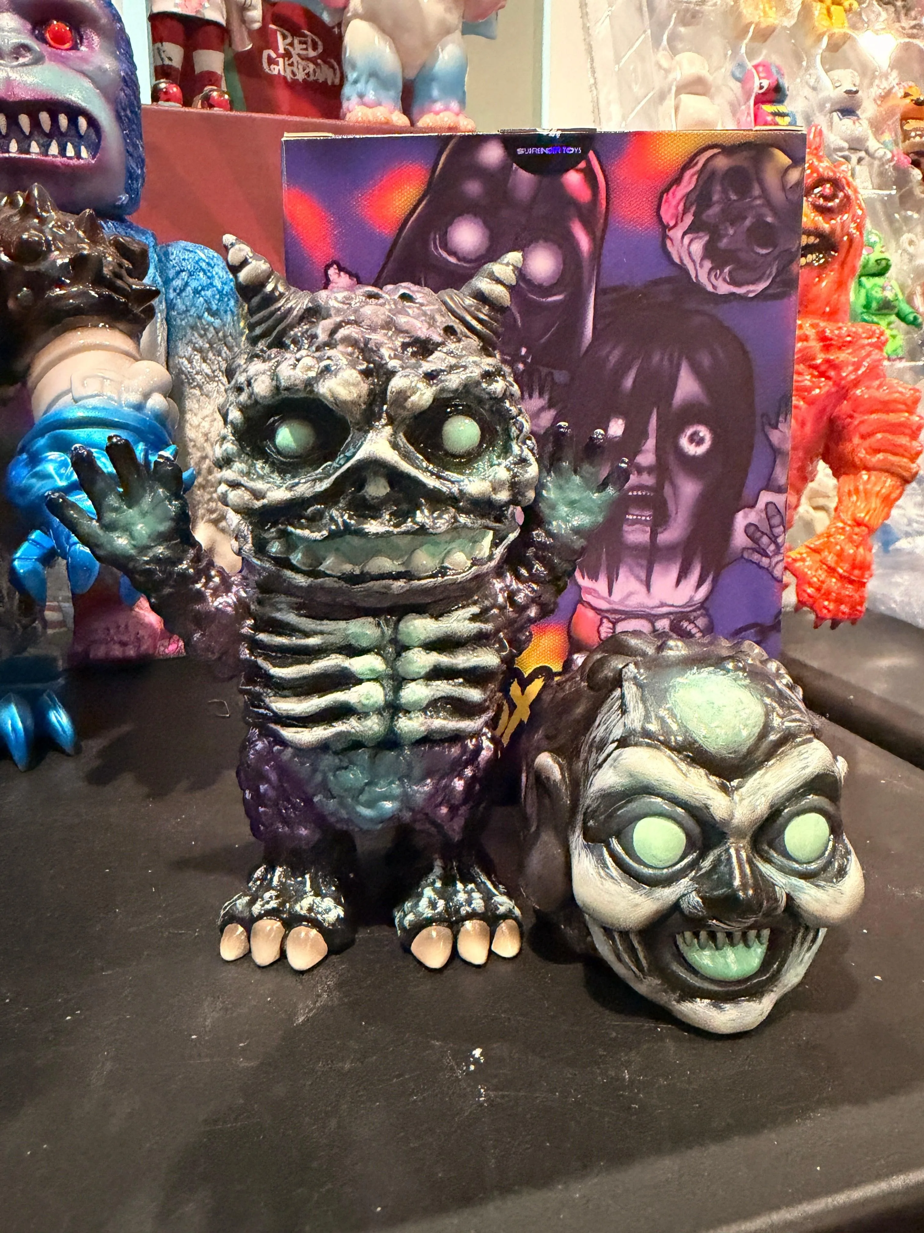 MVH x Surrender Toys 30off