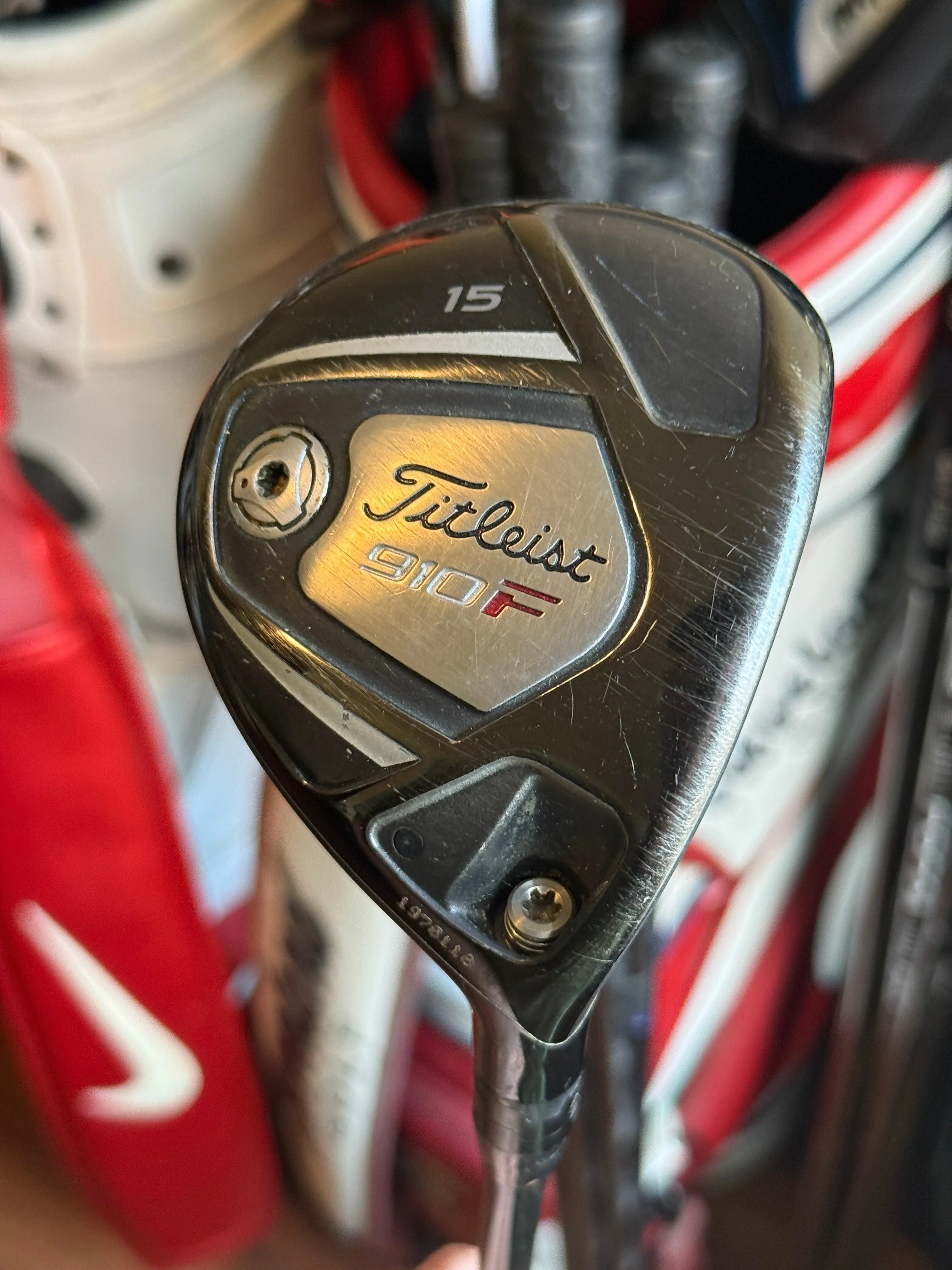 Titleist 910F 15° 3 Wood w/Regular Flex Graphite Shaft