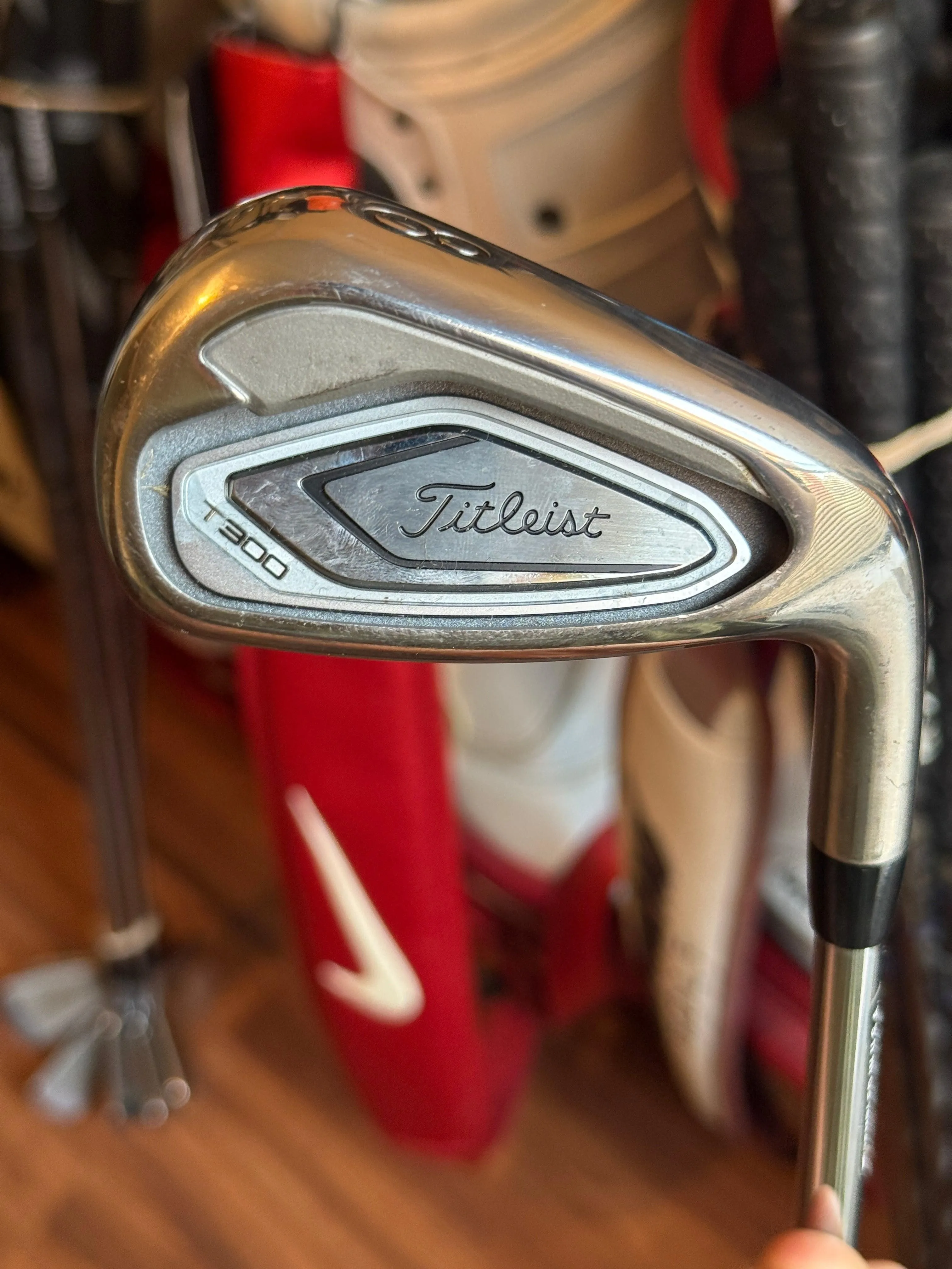 Titleist T300 8 Iron w/DG X100 Extra Stiff Steel Shaft