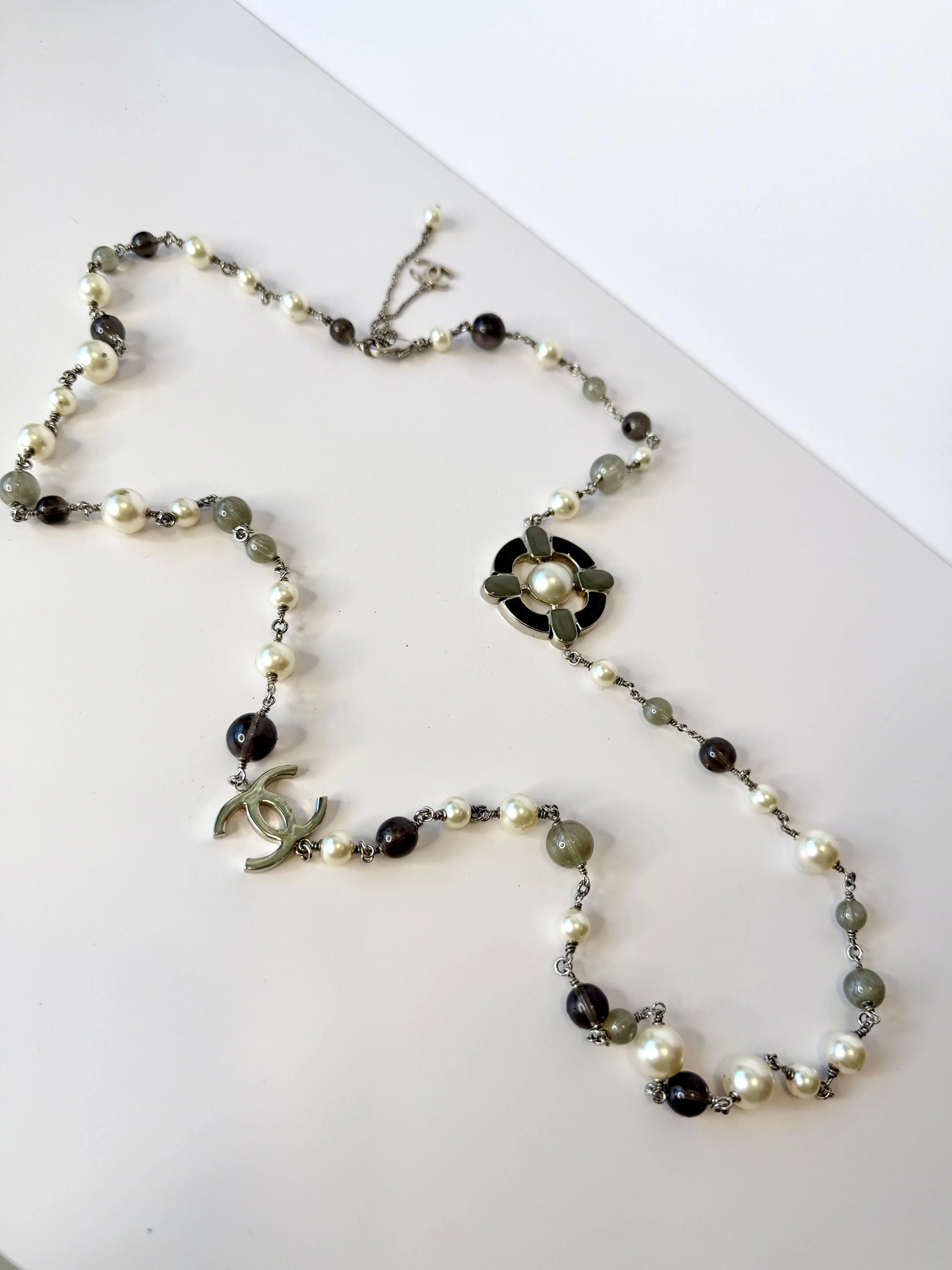 Chanel necklace silver tone CC
