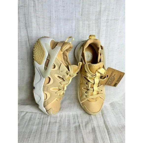 Product image for E66 - 6.5 WOMENS NIKE AIR HUARACHE  CRAFT SESAME DQ8031 201
