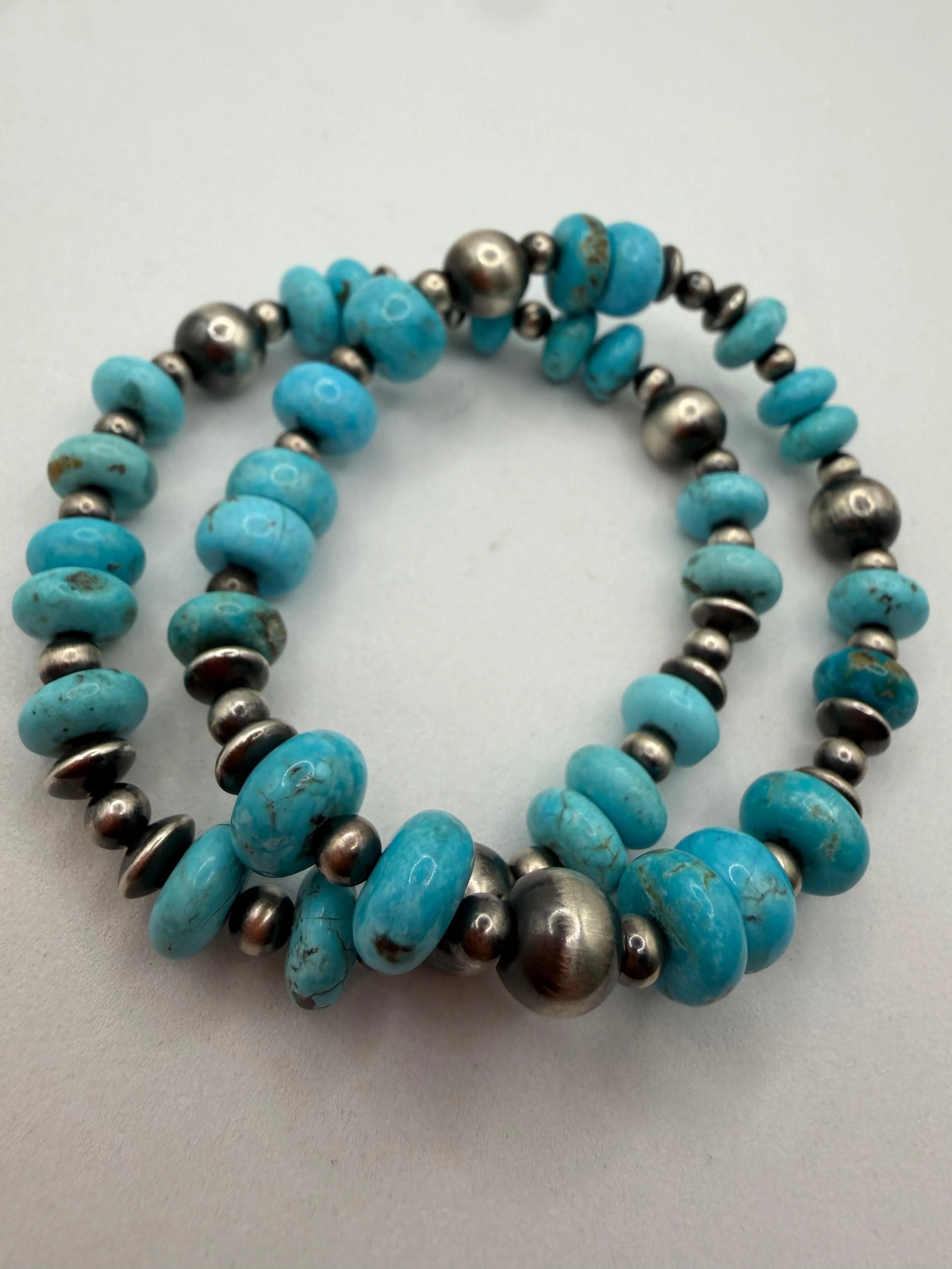 NATIVE HANDMADE NAVAJO SAUCER PEARLS & TURQUOISE STRETCH BRACELETS (CO 126)