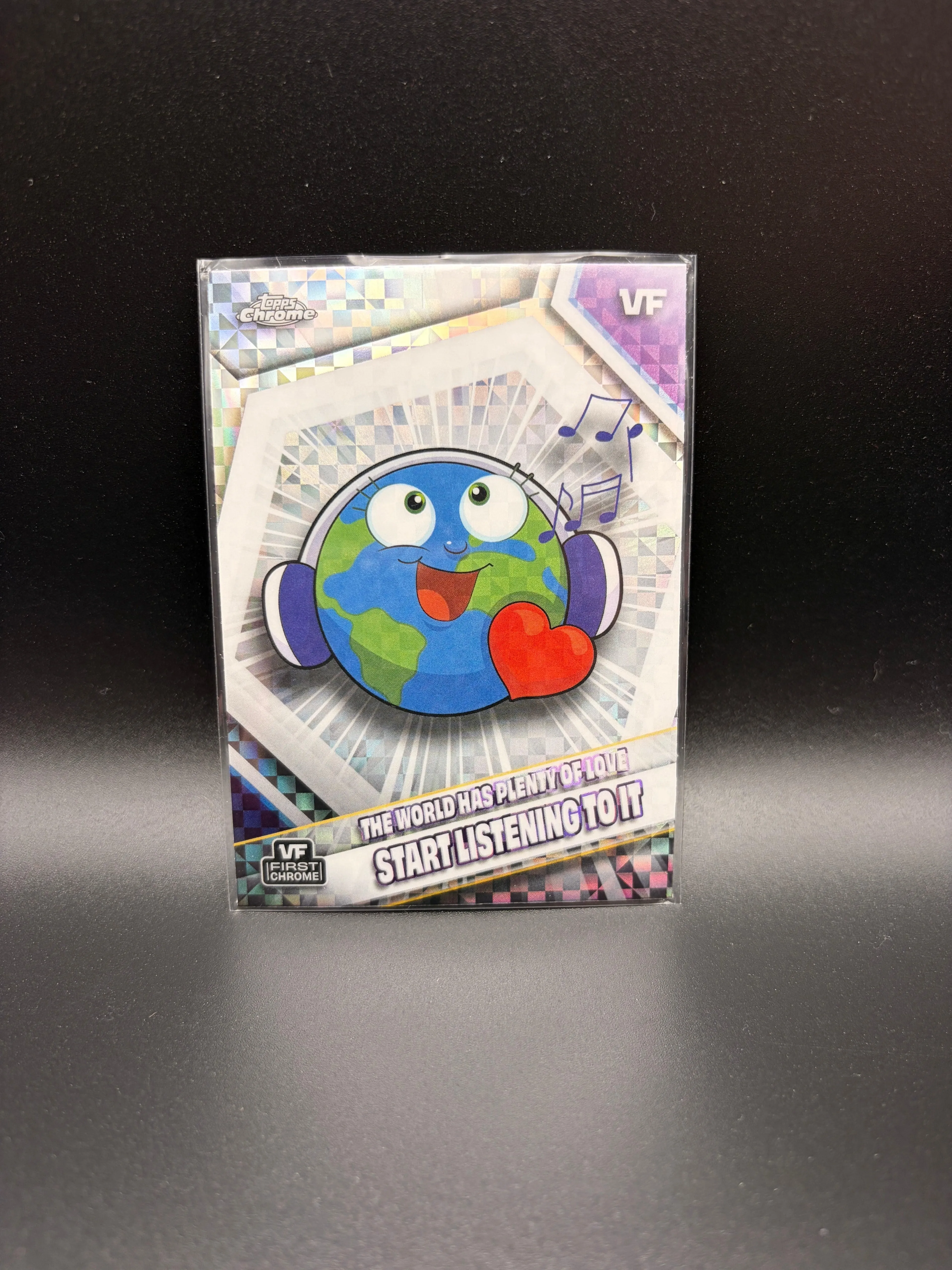 2026 Topps Chrome Veefriends - The World Has Plenty Of Love - X-Fractor #173