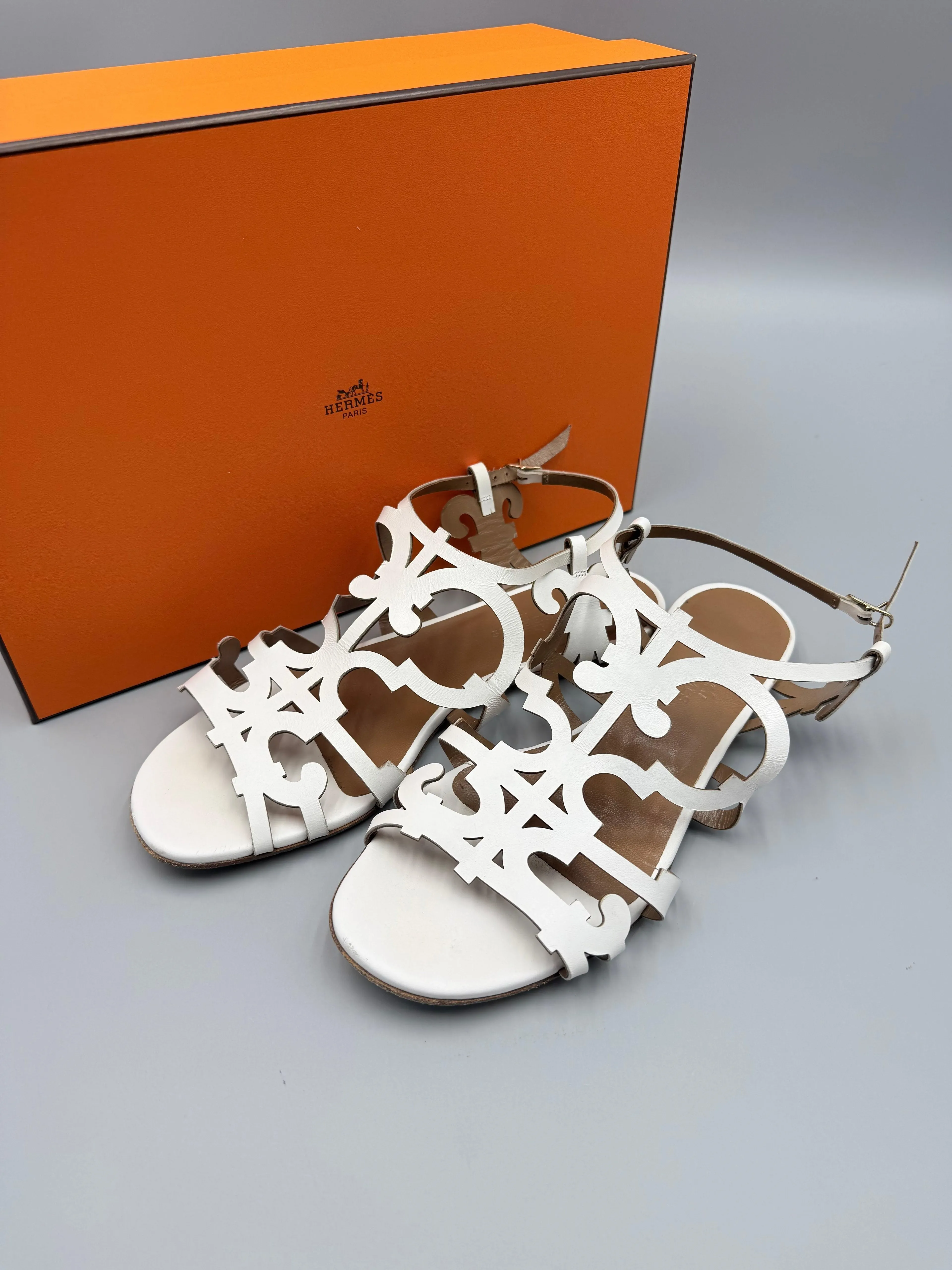 Hermes white Karlotta sandals - size 37