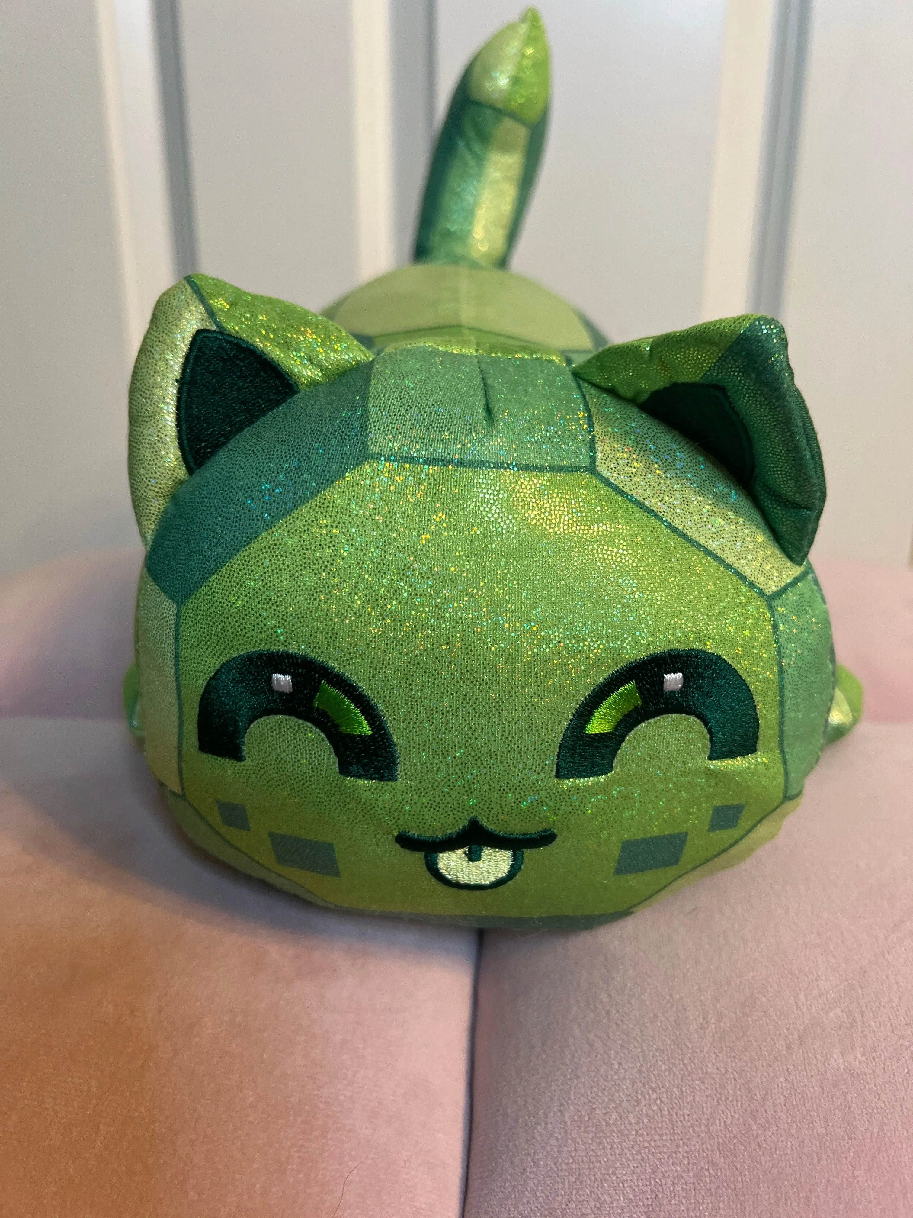 Aphmau MeeMeow 11” Emerald Cat Celestial