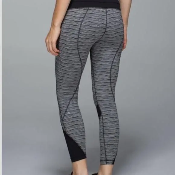 Product image for Lululemon inspire tight textured waves leggings 4
