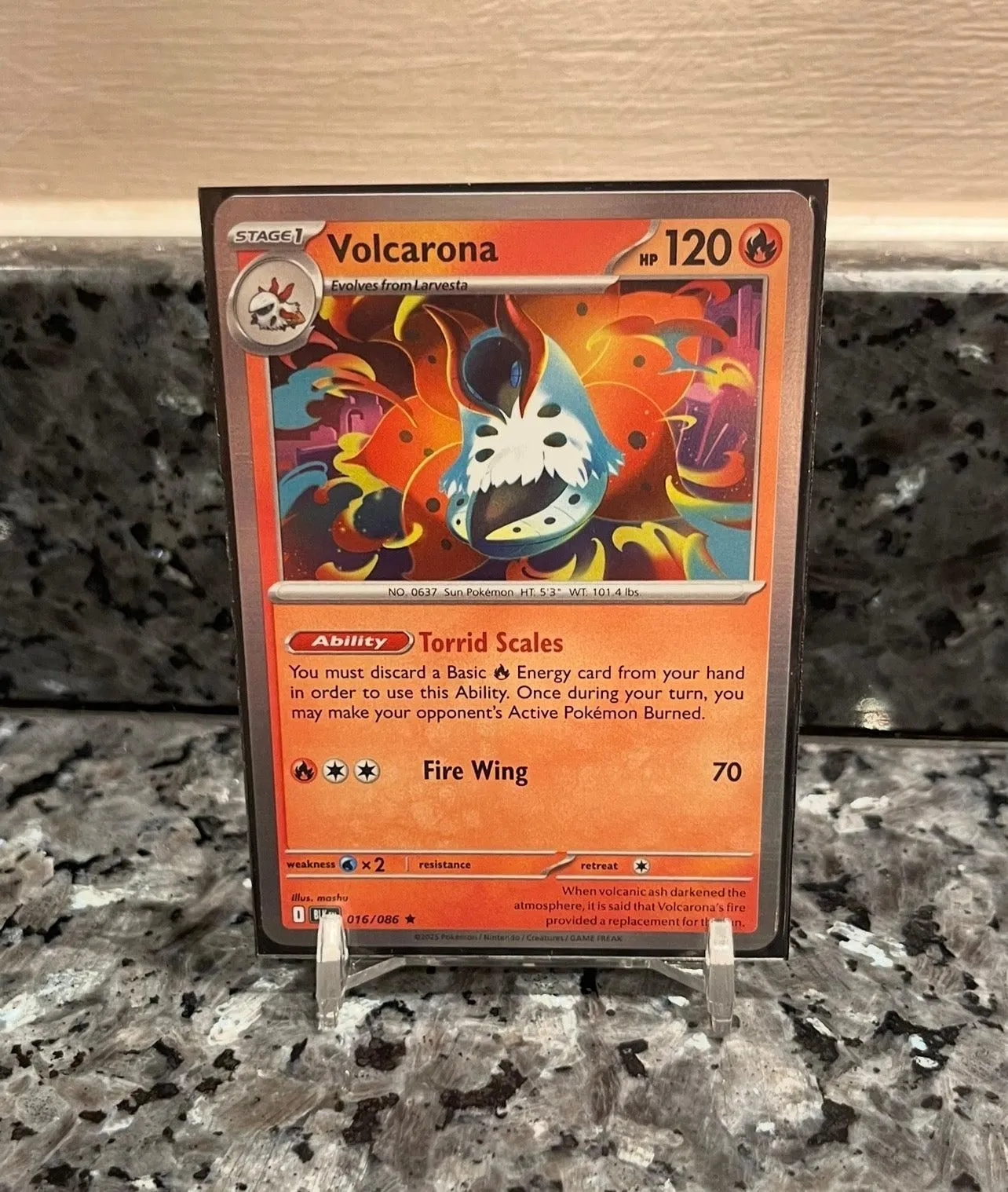 Pokémon TCG Volcarona Scarlet & Violet- Black Bolt 016/086