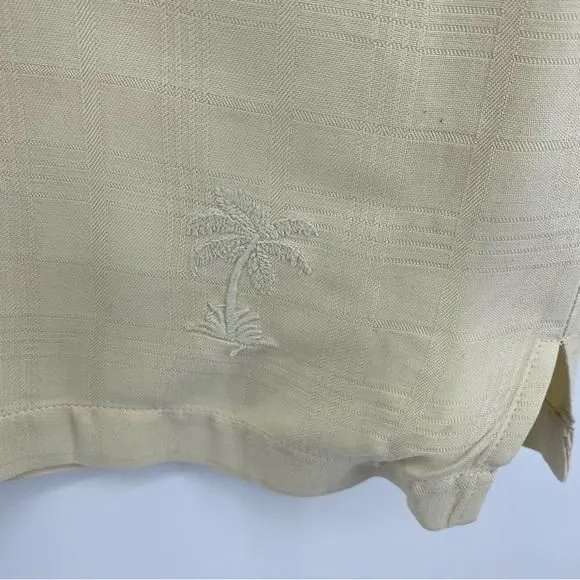 Listing Image Blurred Background