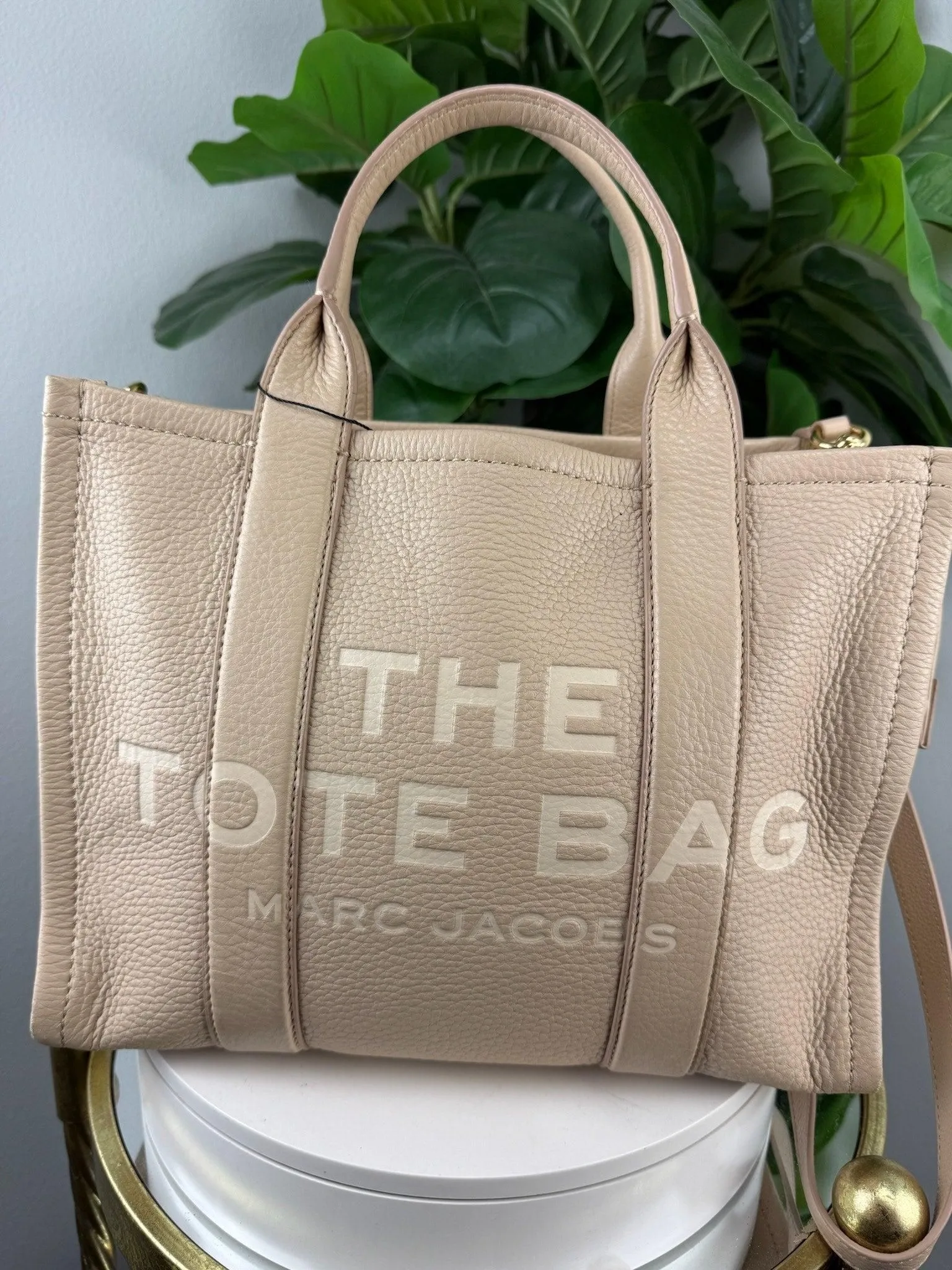 Authentic Marc Jacobs The Leather Tote Bag Beige