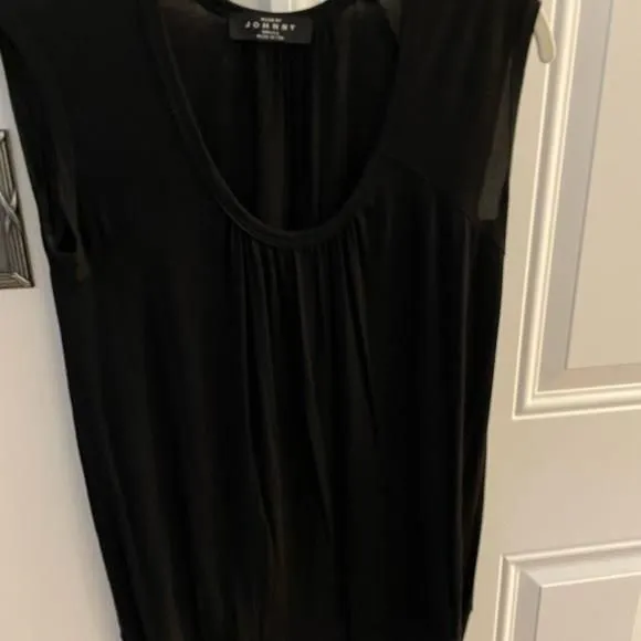 Listing Image Blurred Background