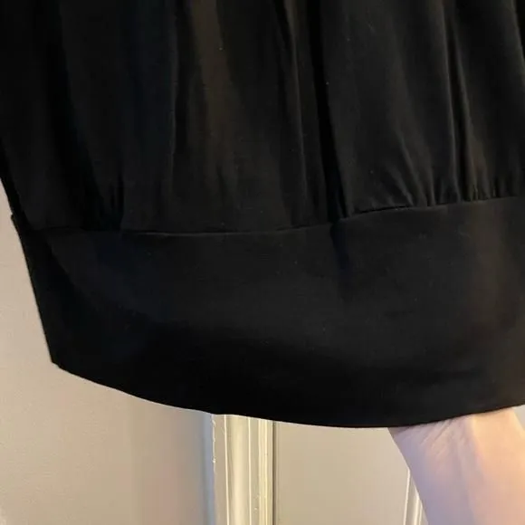 Listing Image Blurred Background