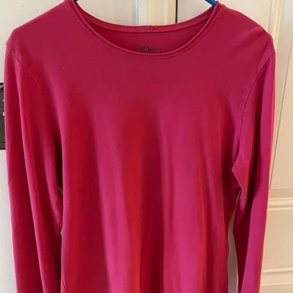 Product image for Gap long sleeve Pink top size Large