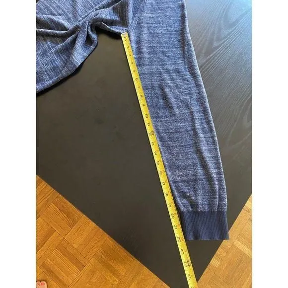 Listing Image Blurred Background