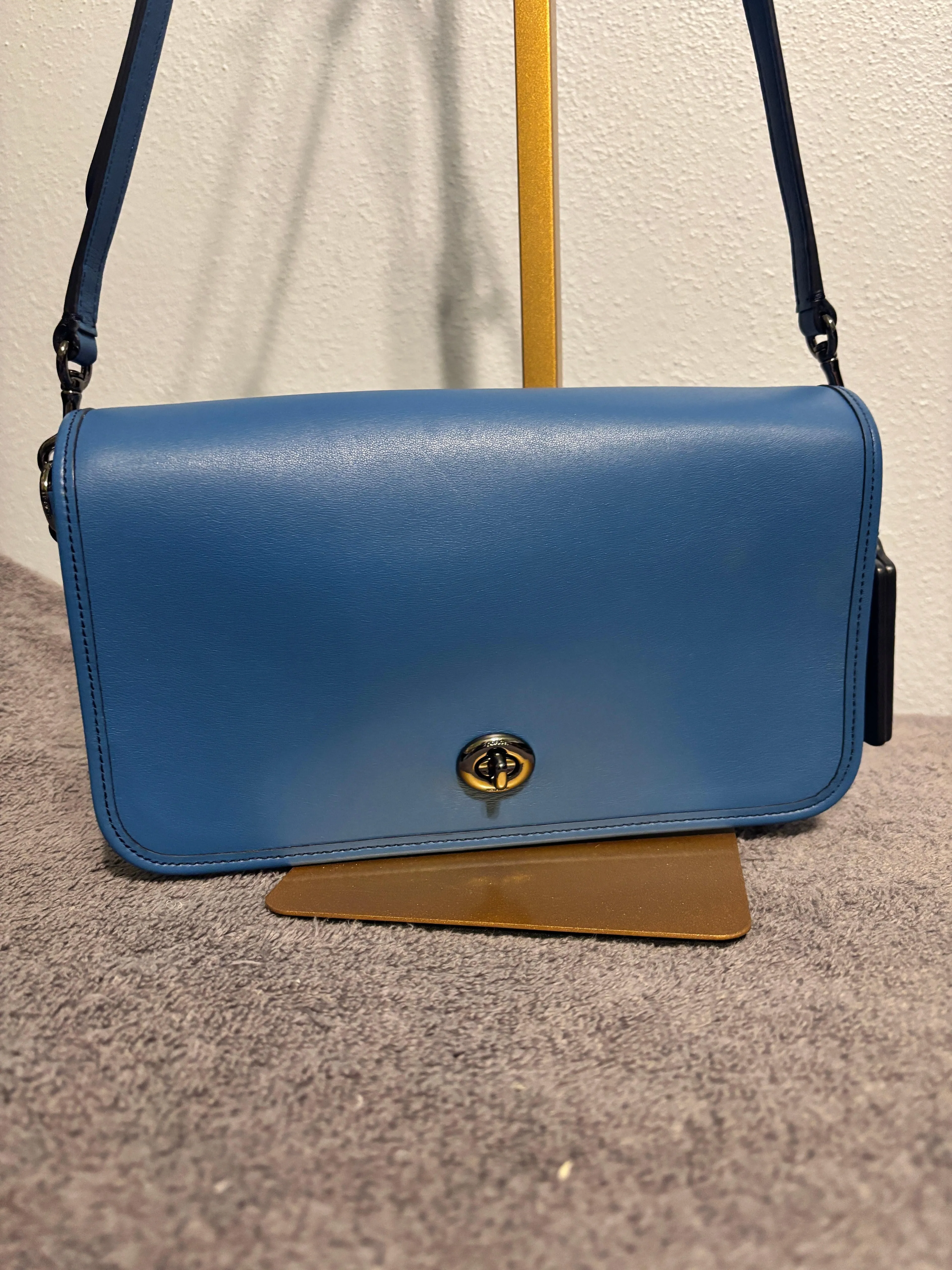 Coach Dinky 57325 Turnlock Crossbody Lapis Glovetanned Leather NWT