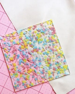 The Charm 5" Ruler: Clear Confetti