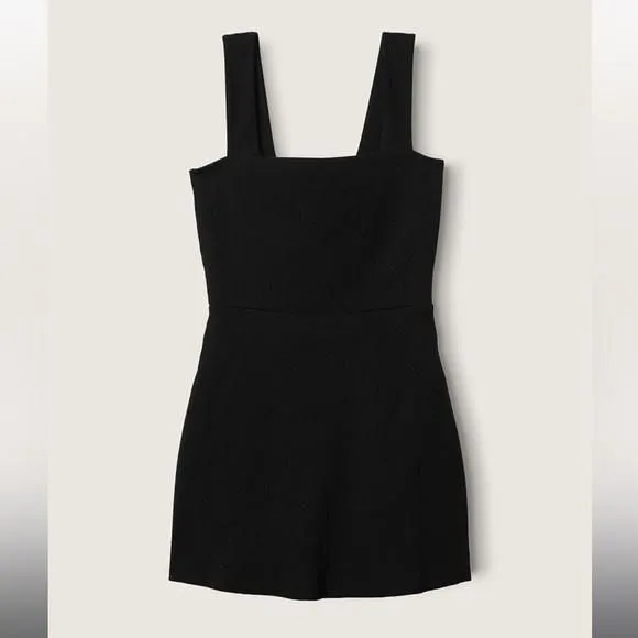 Listing Image Blurred Background