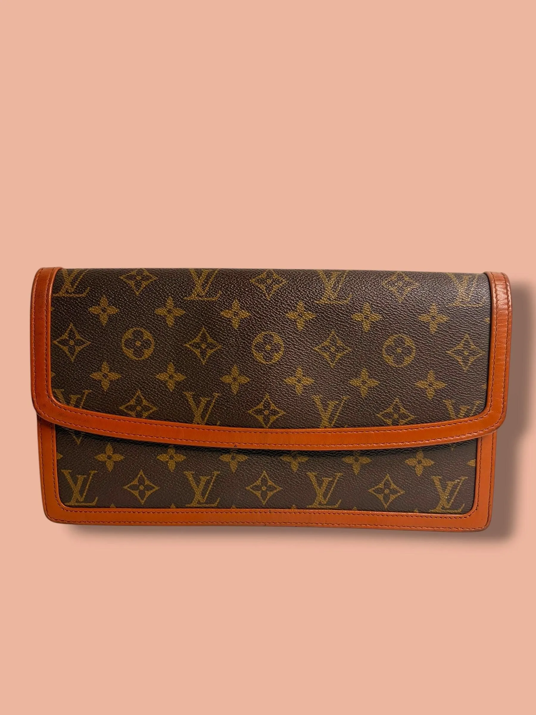 TBC151 LOUIS VUITTON 1988 Monogram Pochette Damme 29 884 TH