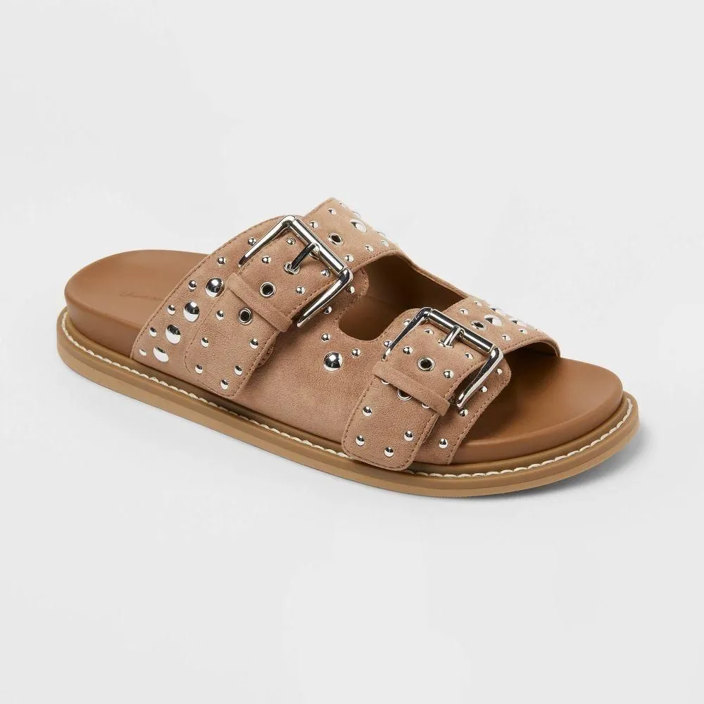 New without Tags - Women’s Hayes Sandals with Memory Foam Insole - Universal Thread Beige 5