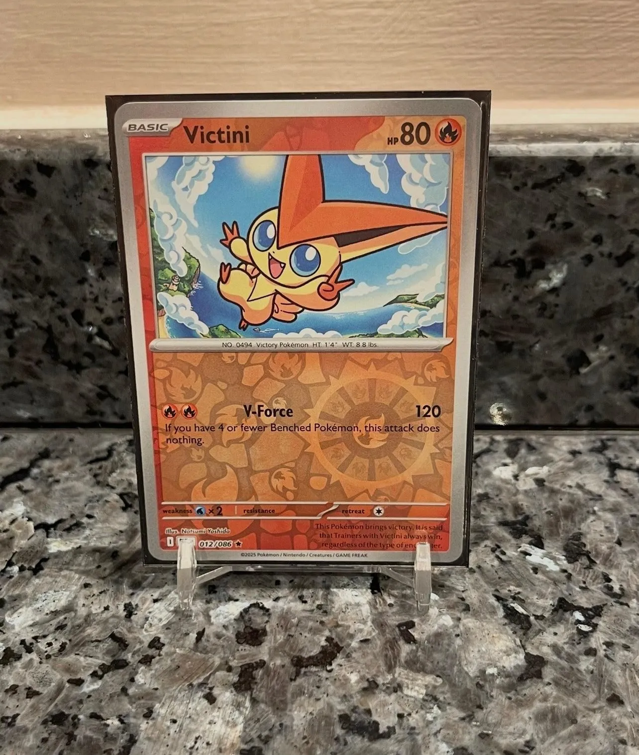 Pokémon TCG Victini Scarlet & Violet- Black Bolt 012/086 Holo