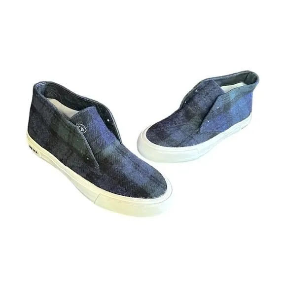 Product image for SeaVees Women's Maslon Desert Plaid Wool Booties Size 7