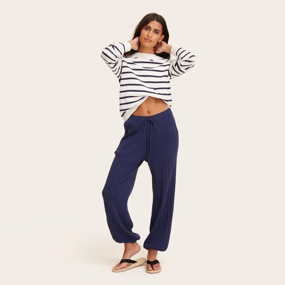 New without Tags - Women's High-Rise Sweater Balloon Pants - Parke Navy Blue S