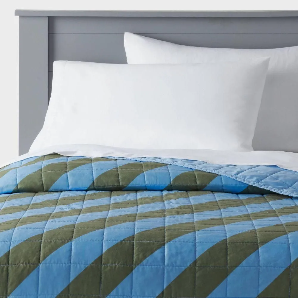New without box - Full/Queen Striped Kids' Quilt Blue/Green - Pillowfort