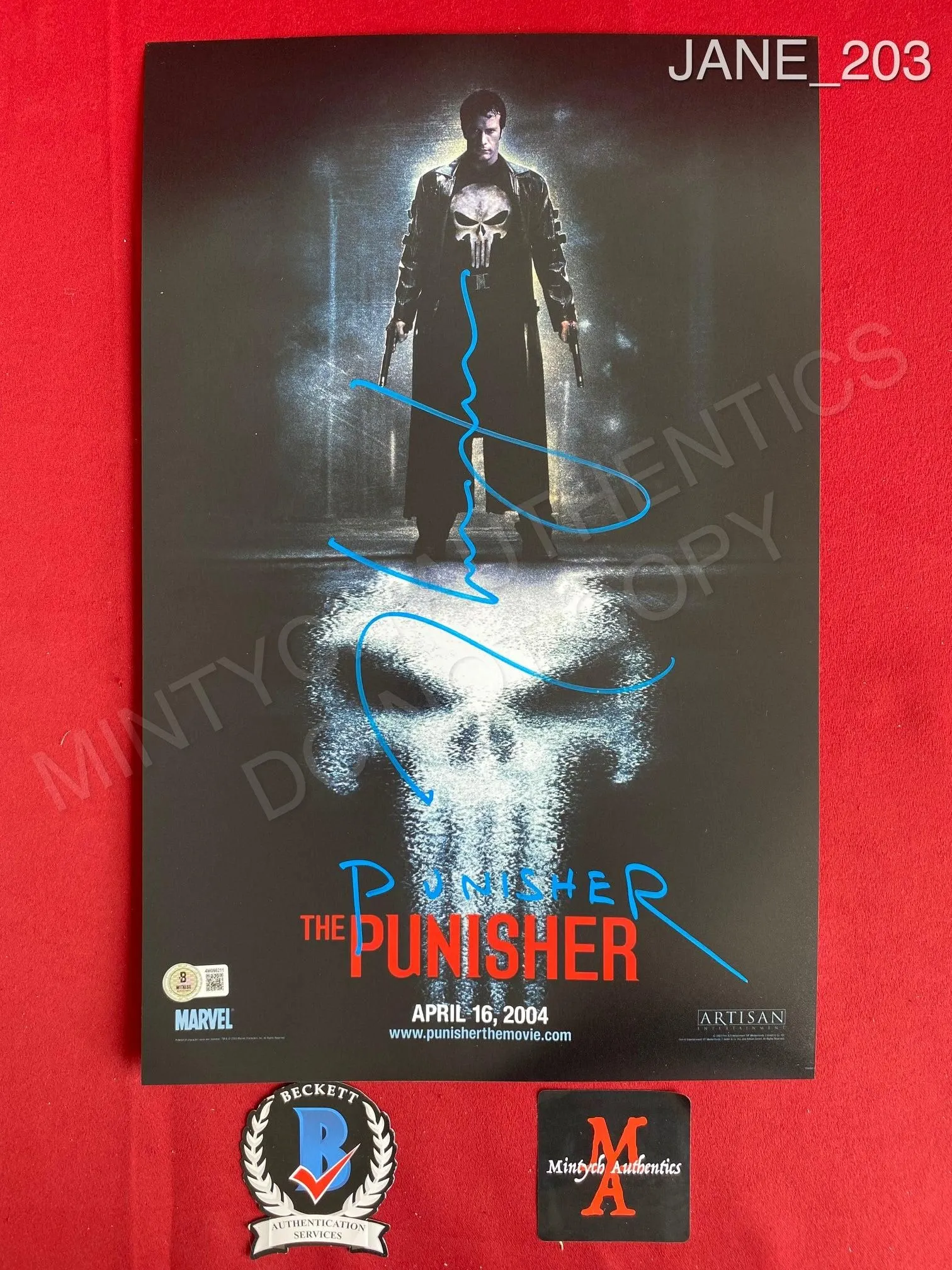 JANE_203 - 11x17 Punisher Photo Autographed By Thomas Jane
