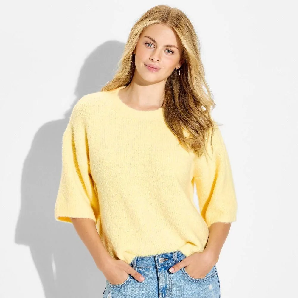 New without Tags - Women's Short Sleeve Crewneck Pullover Sweater - Wild Fable Yellow XL