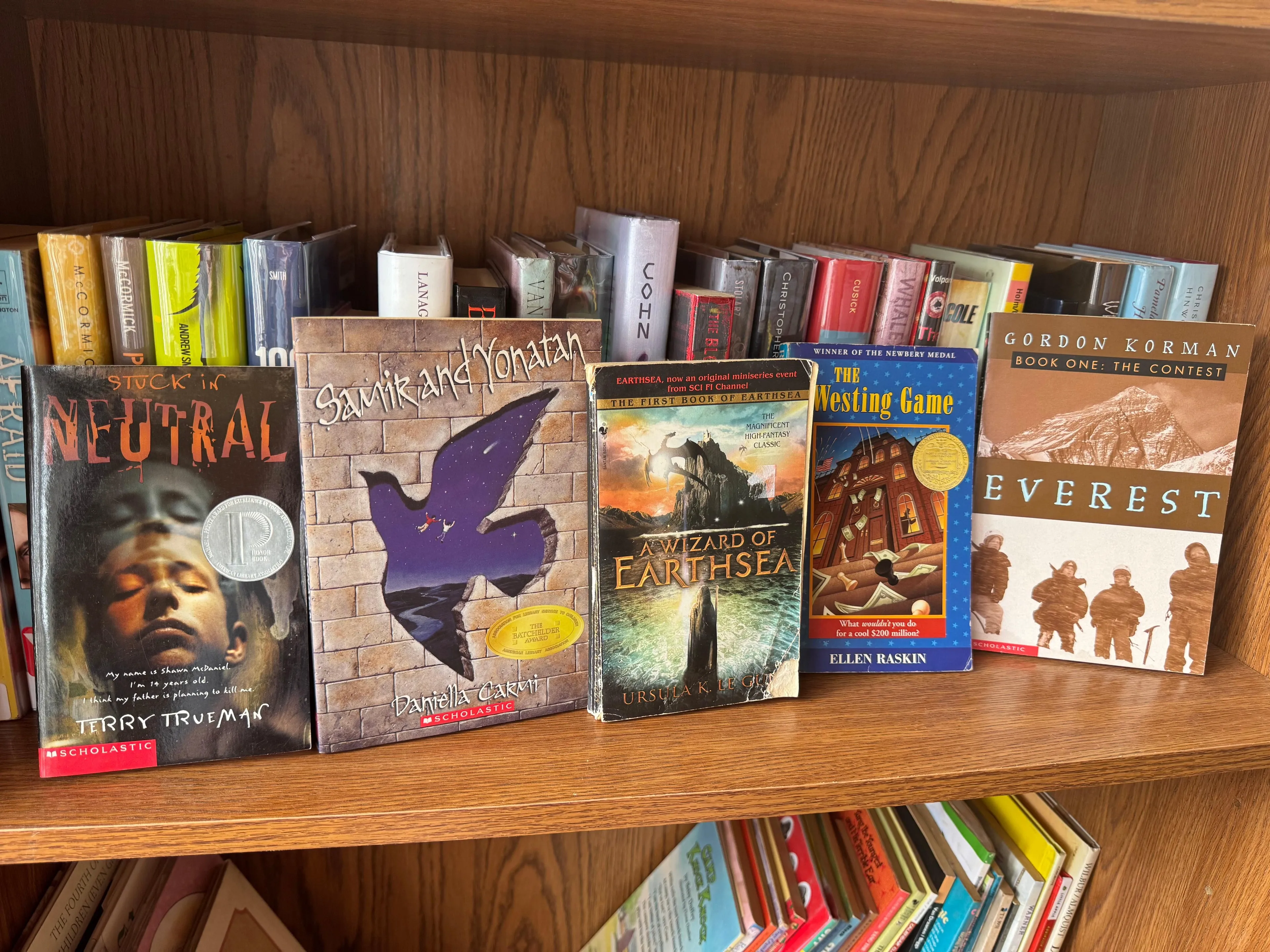 [ABM] Award-Winning Middle Grade Book Bundle — 5 Ex-Library Books — Le Guin Raskin Korman Carmi Trueman